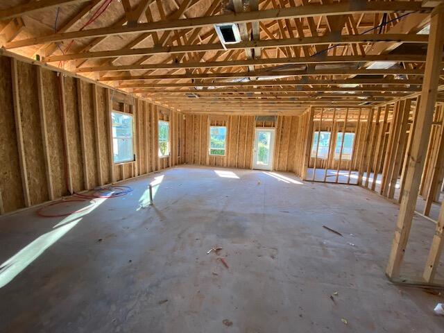 WYNNEHAVEN BCH EST - Residential