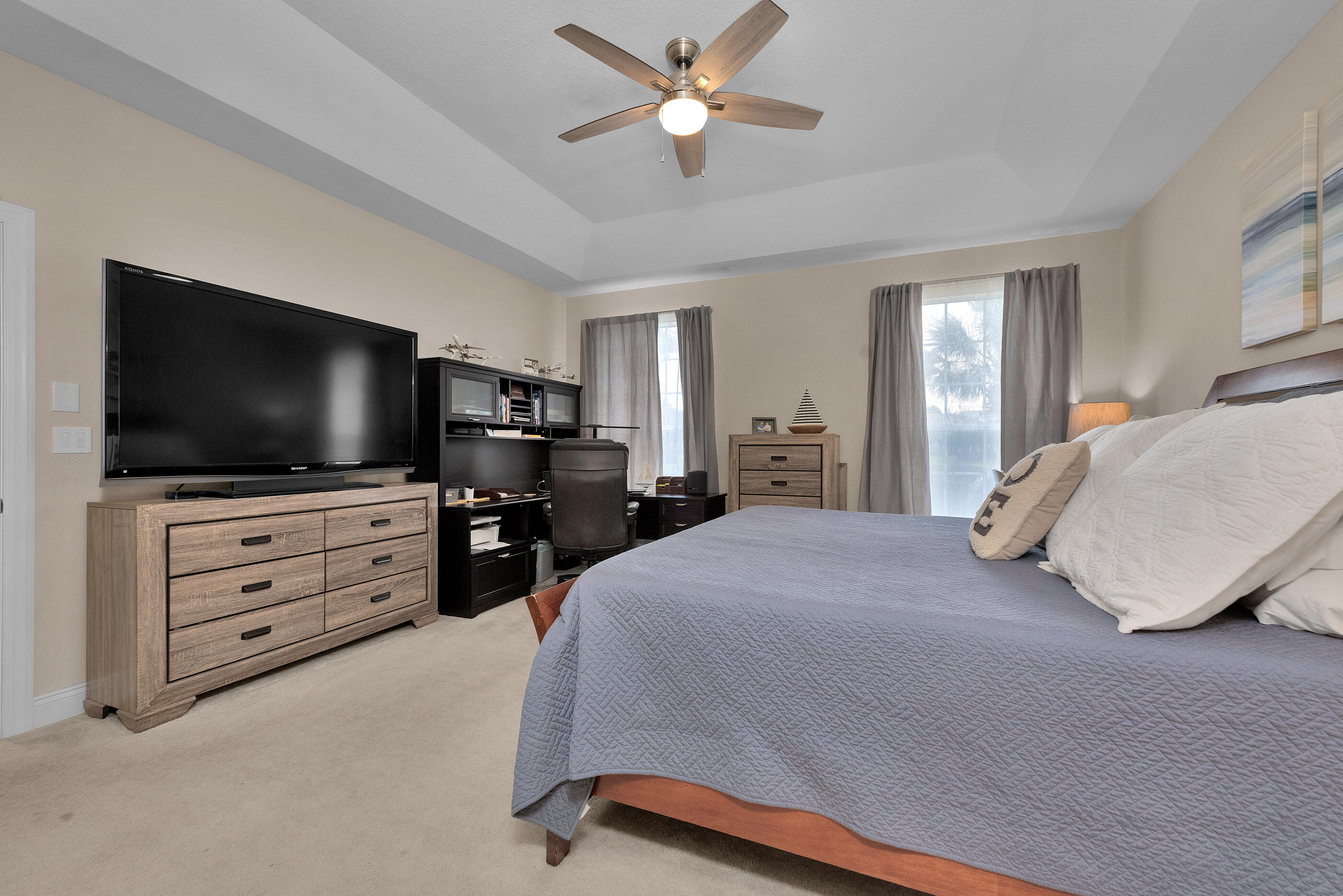 DIAMOND LAKES - Residential