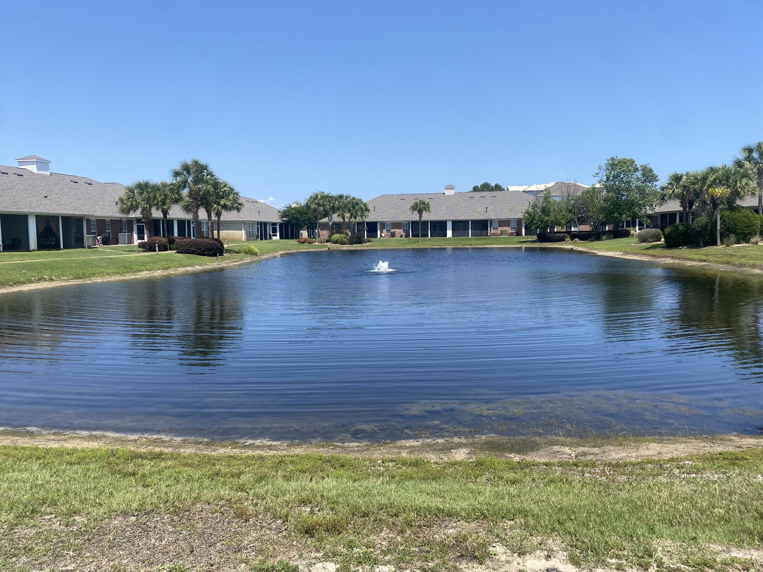 DIAMOND LAKES - Residential