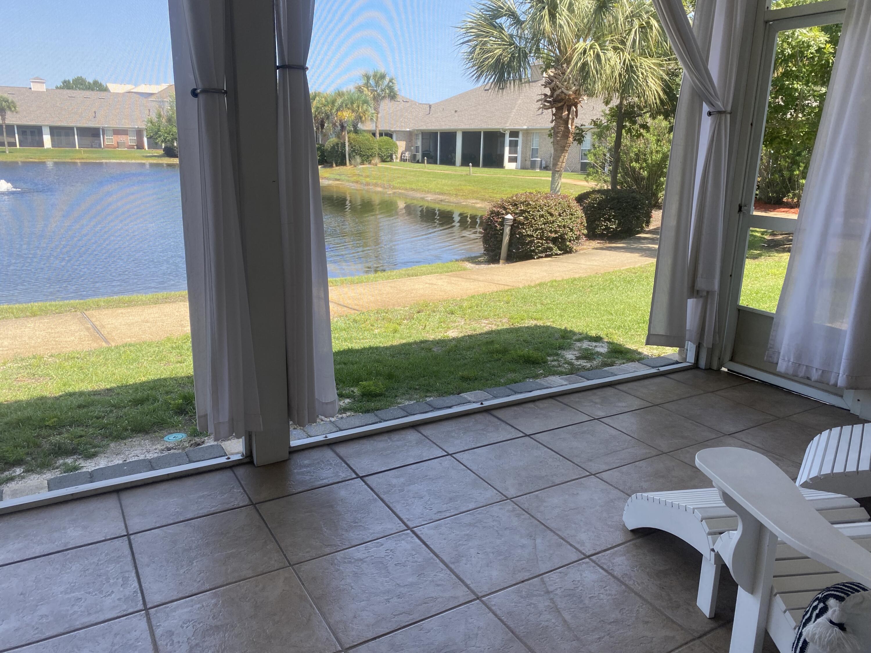 DIAMOND LAKES - Residential