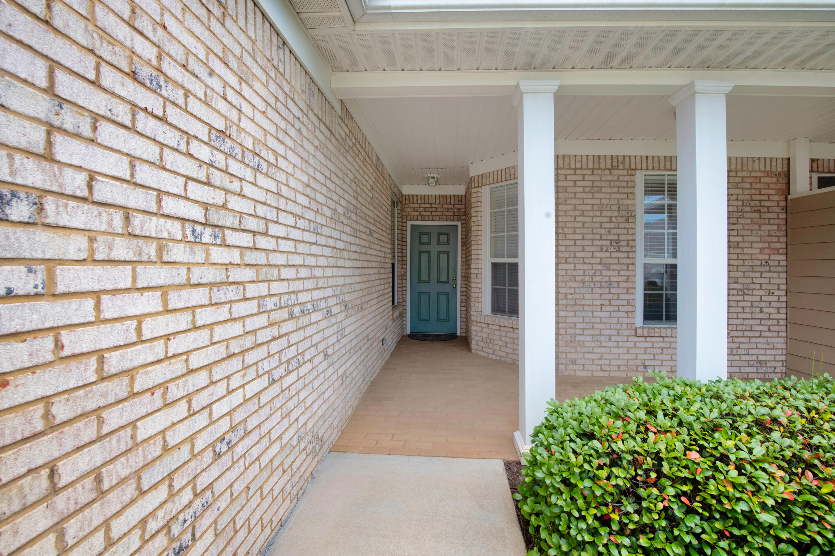 DIAMOND LAKES - Residential