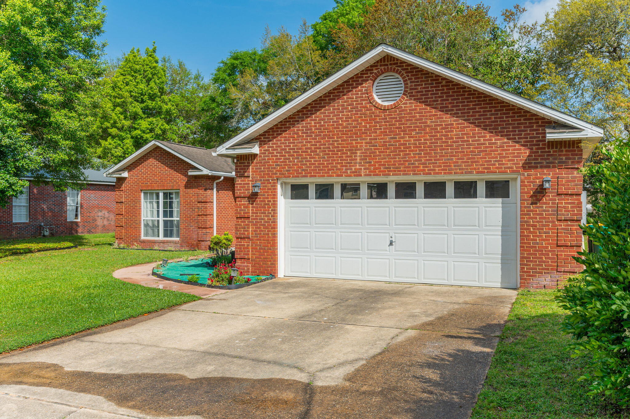 MAGNOLIA FOREST S/D - Residential Lease