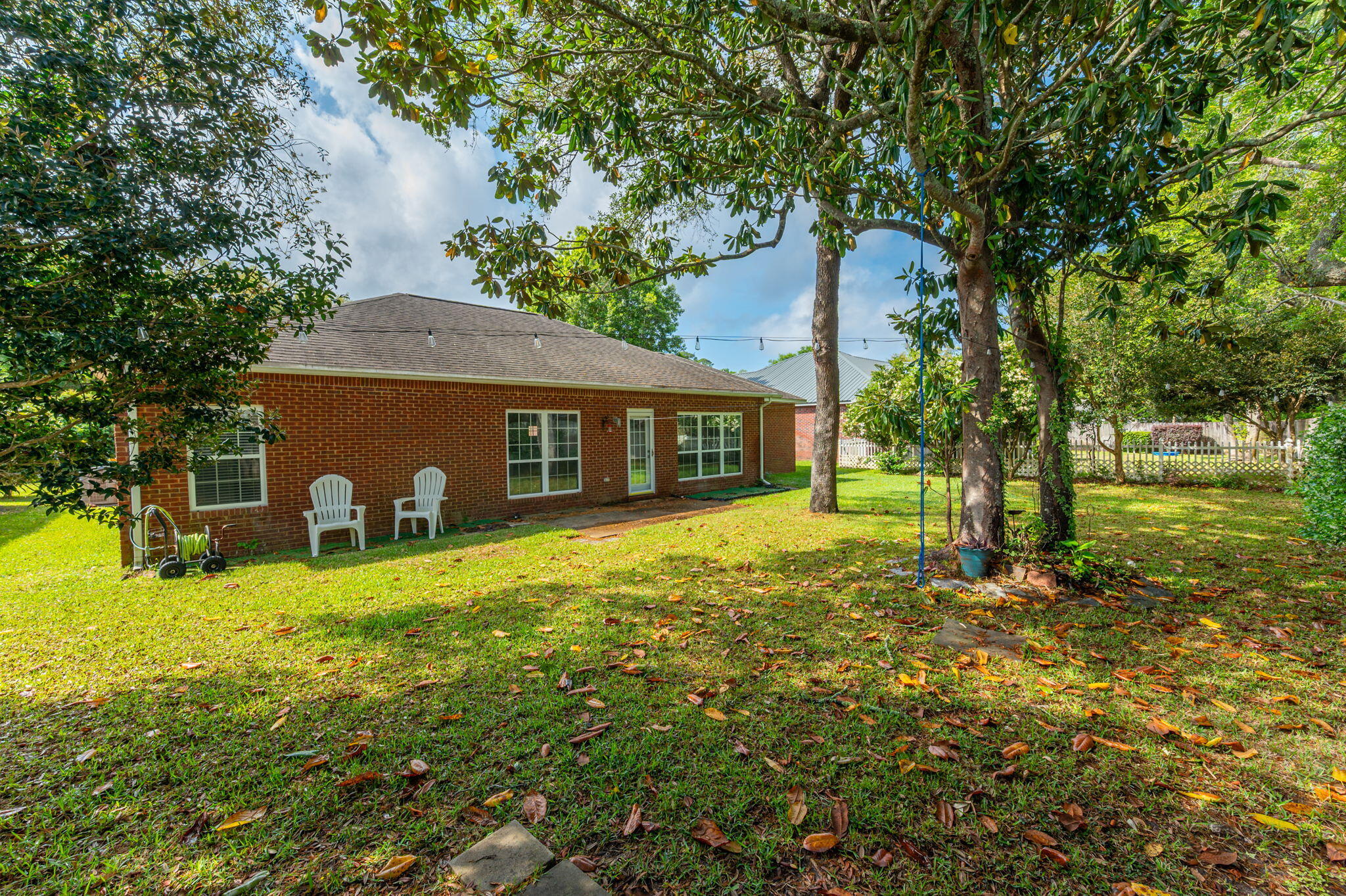 MAGNOLIA FOREST S/D - Residential Lease