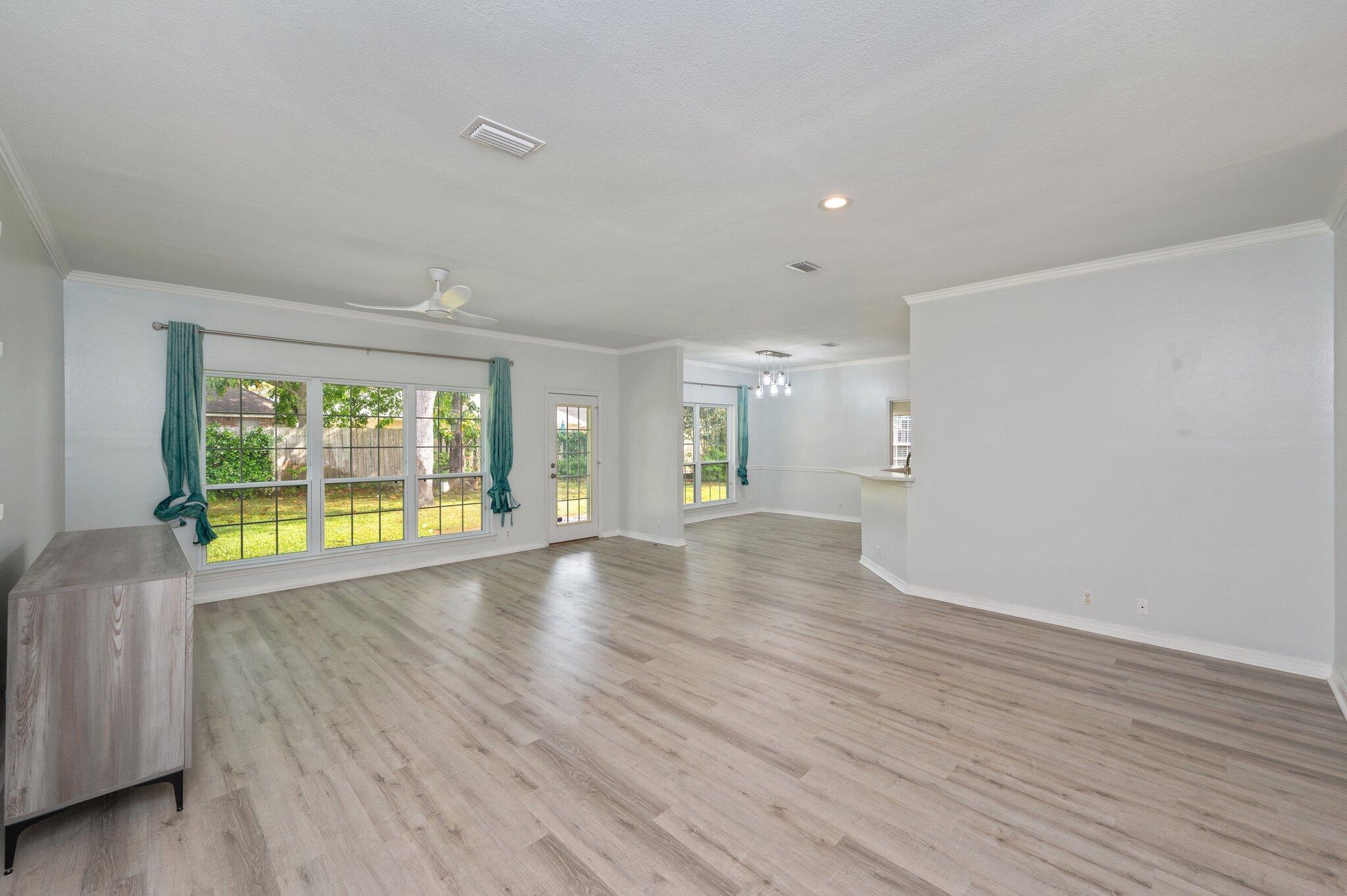 MAGNOLIA FOREST S/D - Residential Lease
