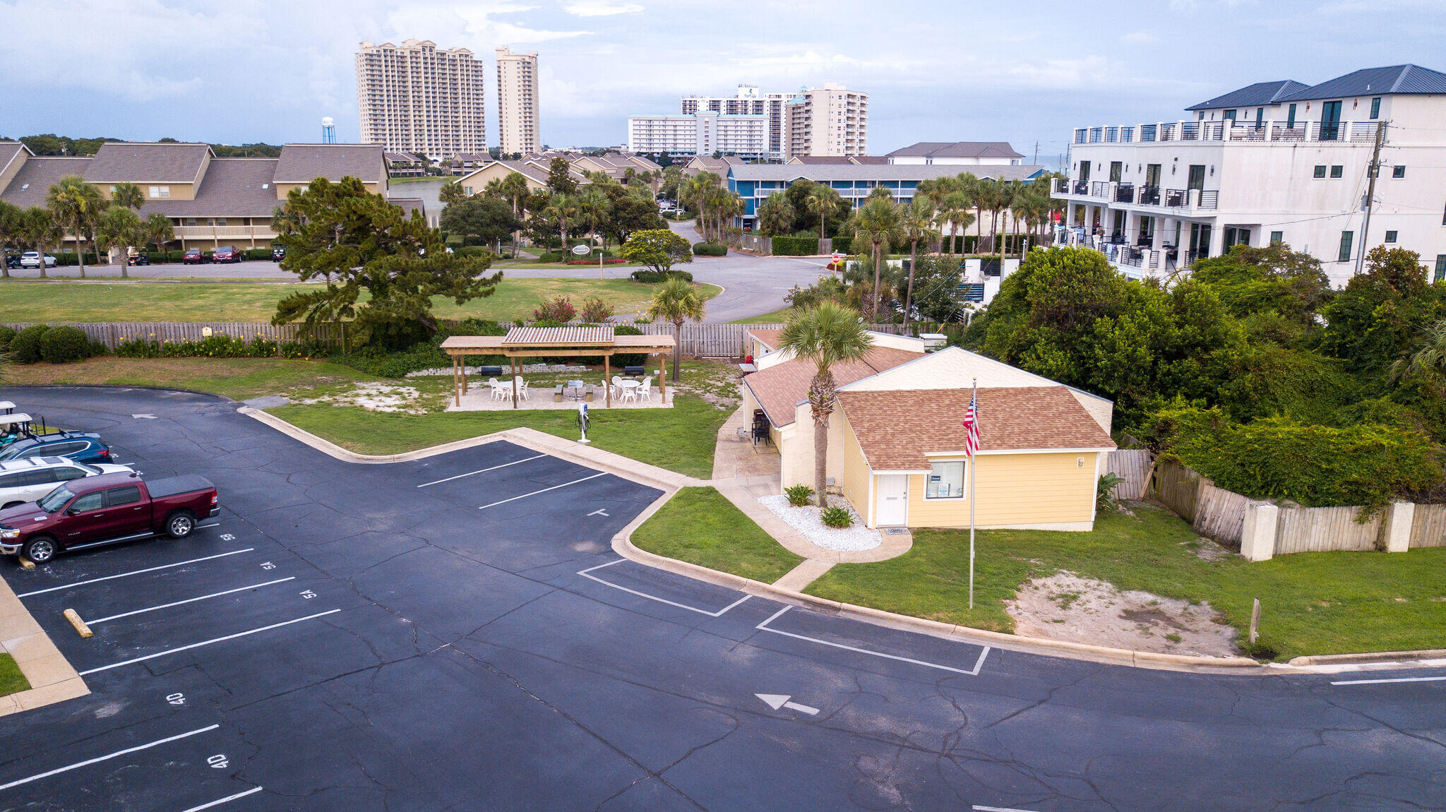 SEA COVE T/H - Residential