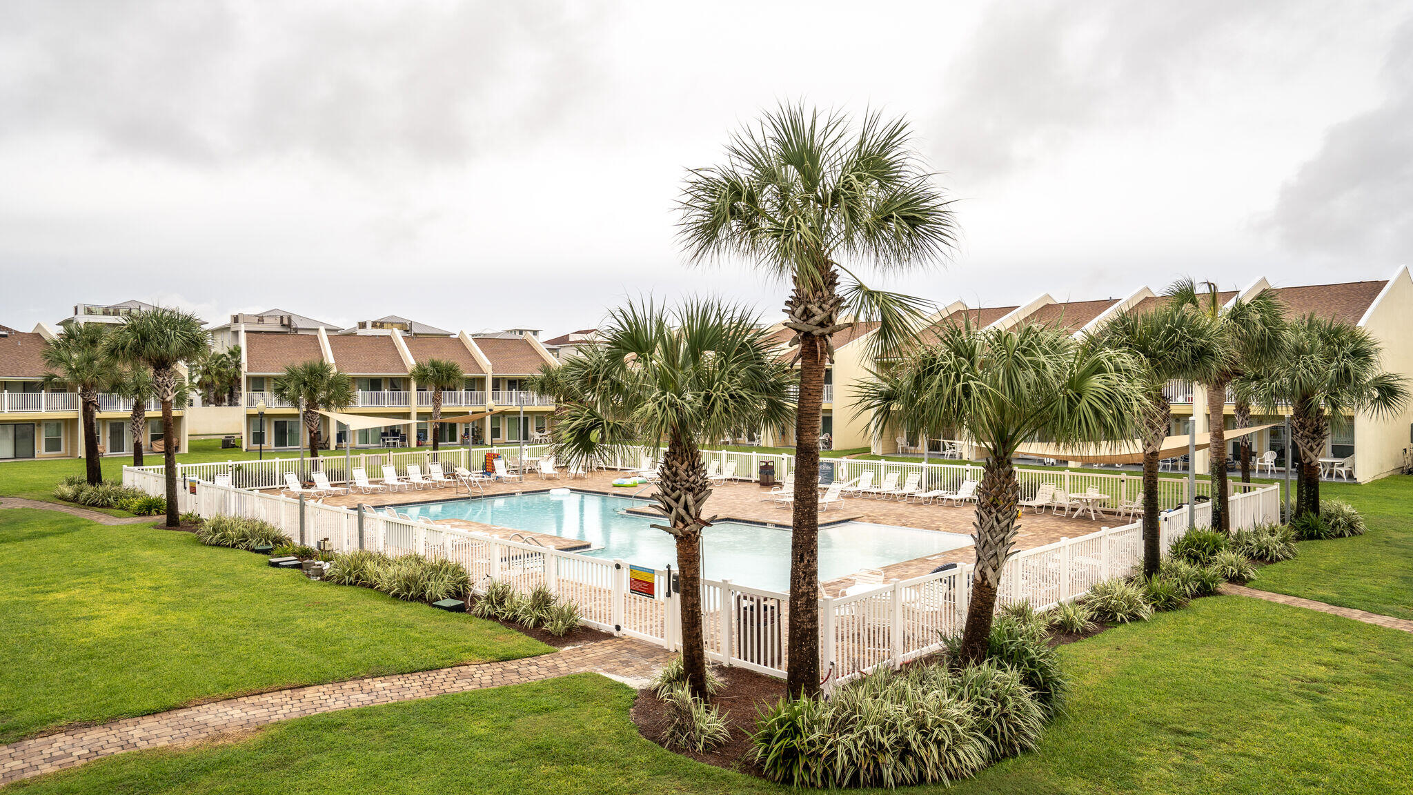 SEA COVE T/H - Residential
