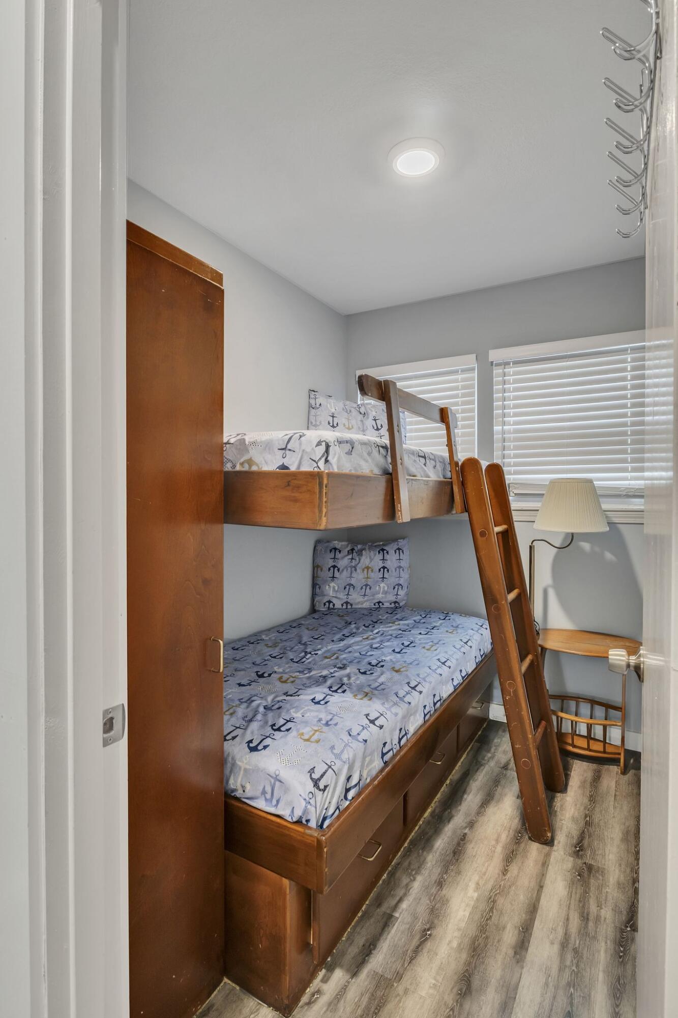 SEA COVE T/H - Residential