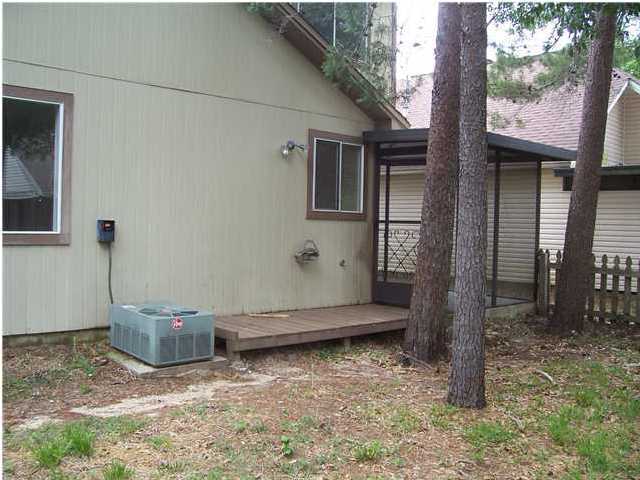 PARKWOOD CIR. - Residential Lease