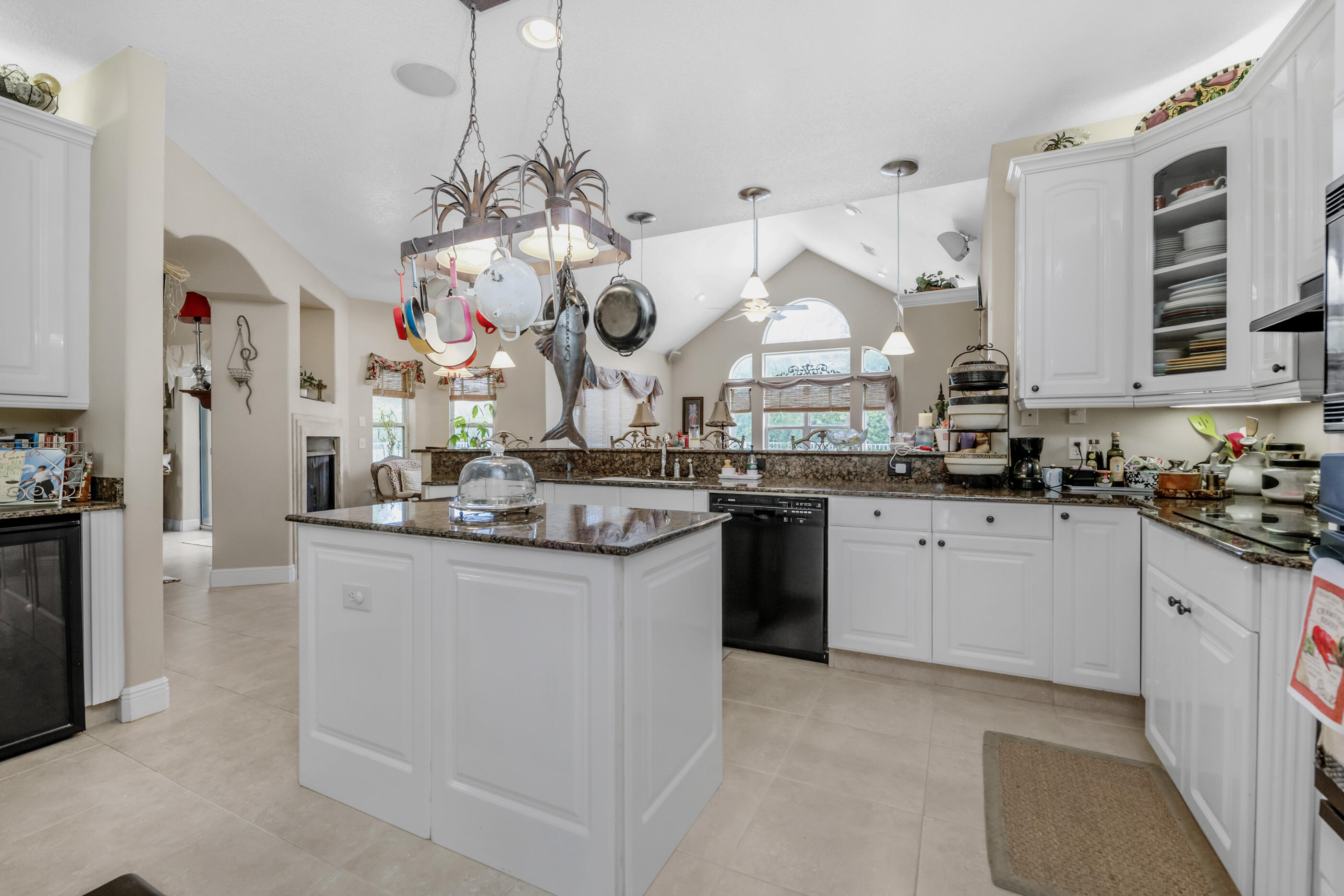 VILLA VIZCAYA - Residential