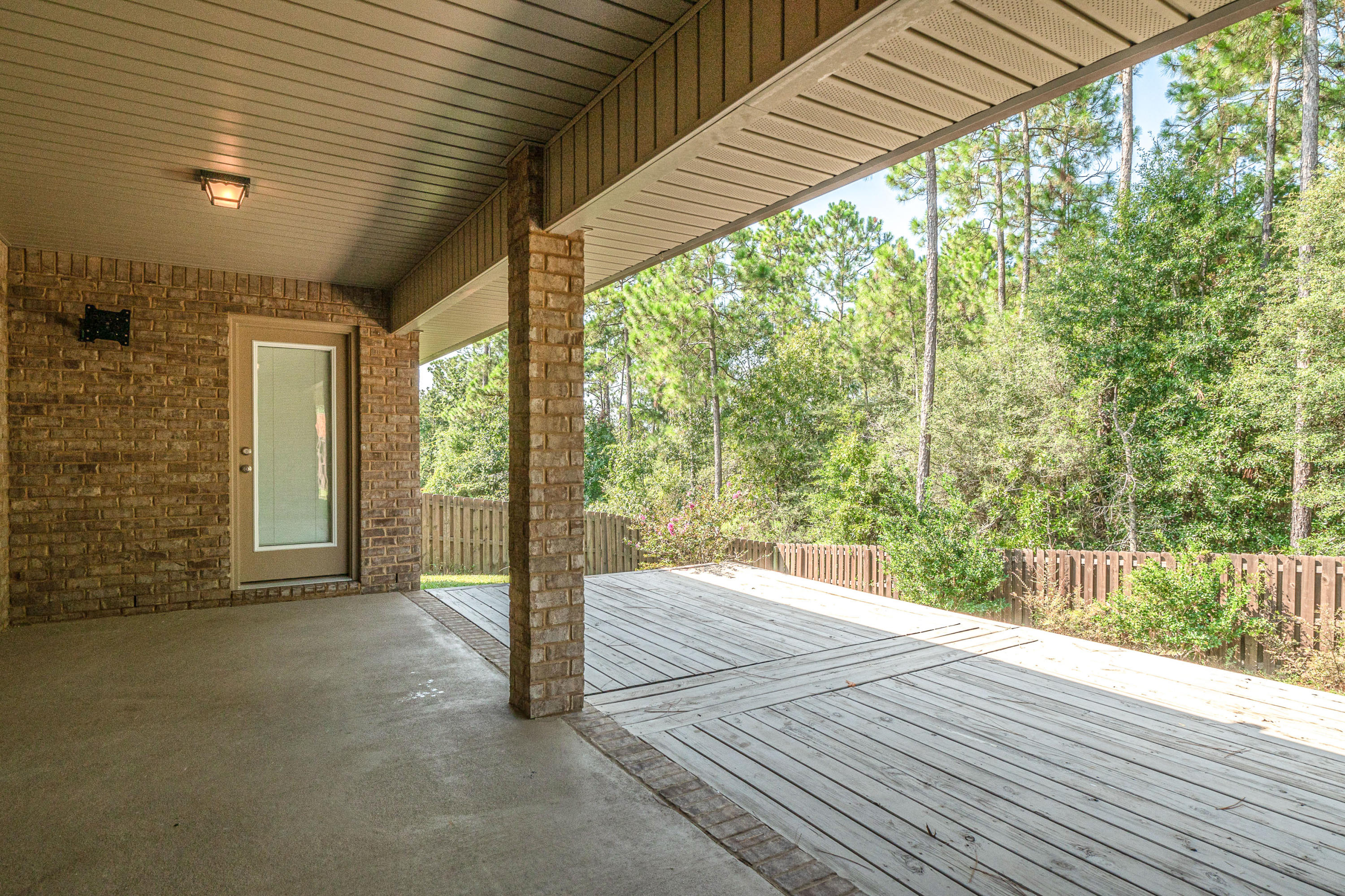 ALICIA PLACE - Residential