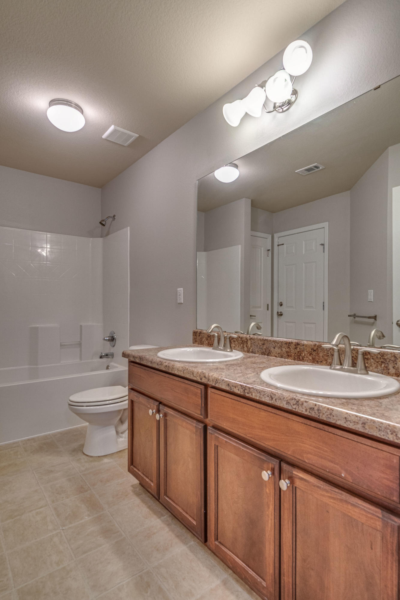 ALICIA PLACE - Residential