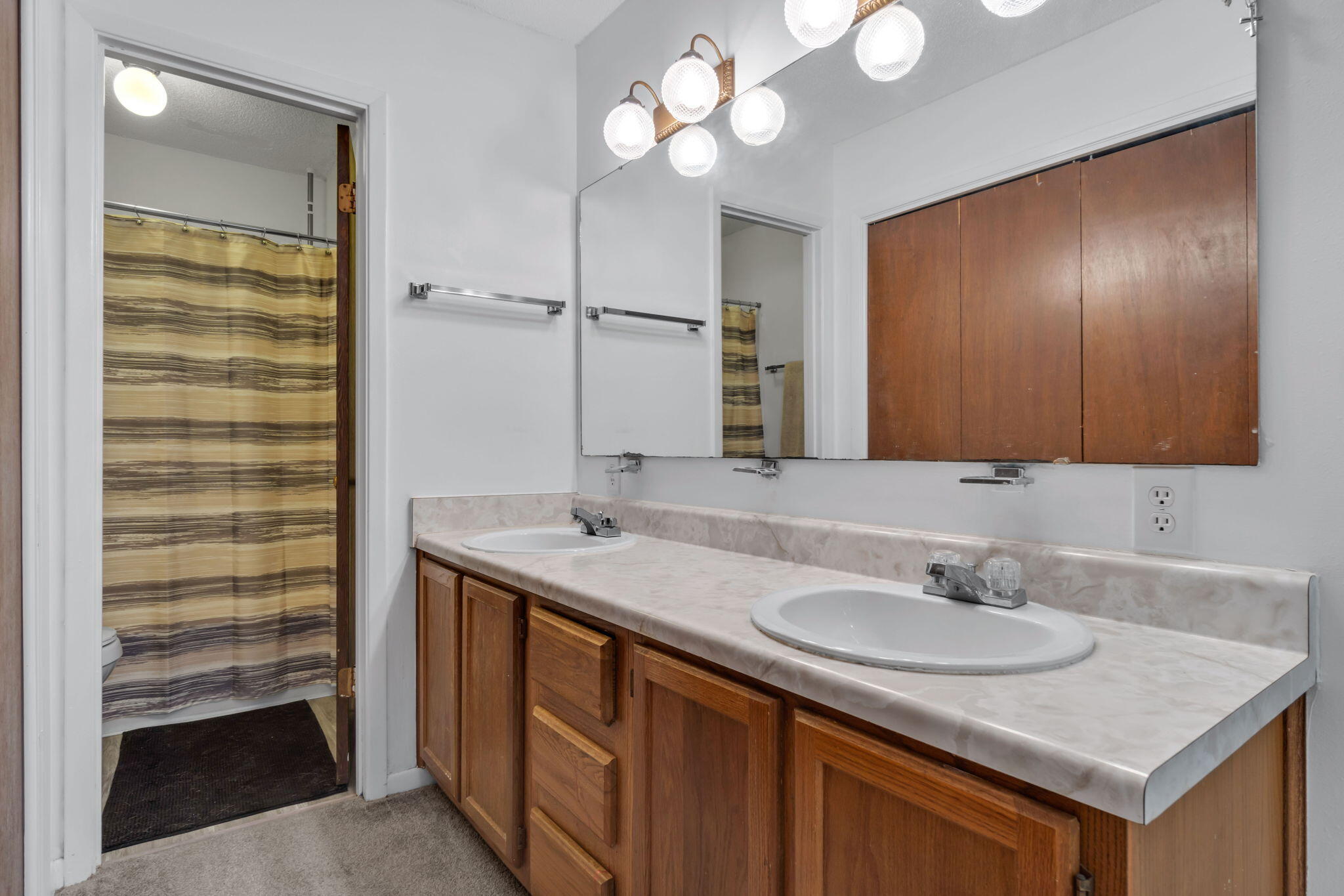 HIDDEN TRAILS PH 1 - Residential