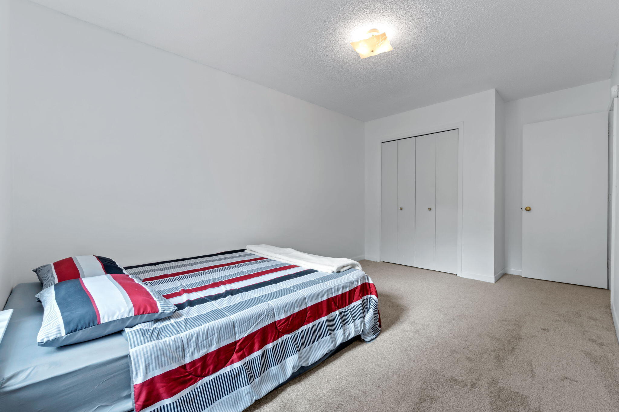 HIDDEN TRAILS PH 1 - Residential