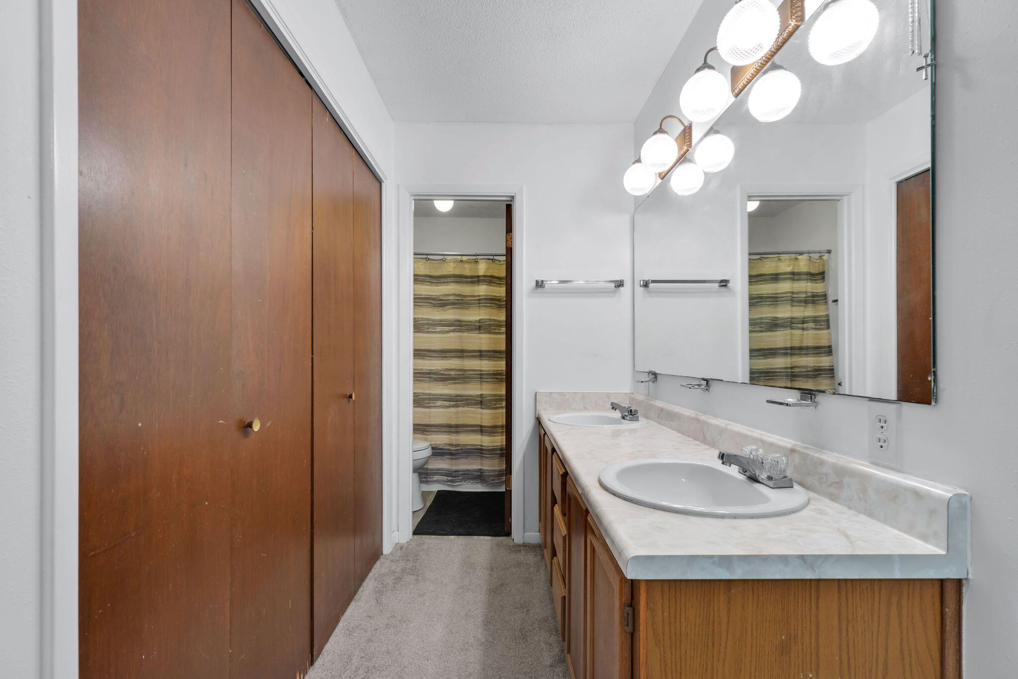 HIDDEN TRAILS PH 1 - Residential