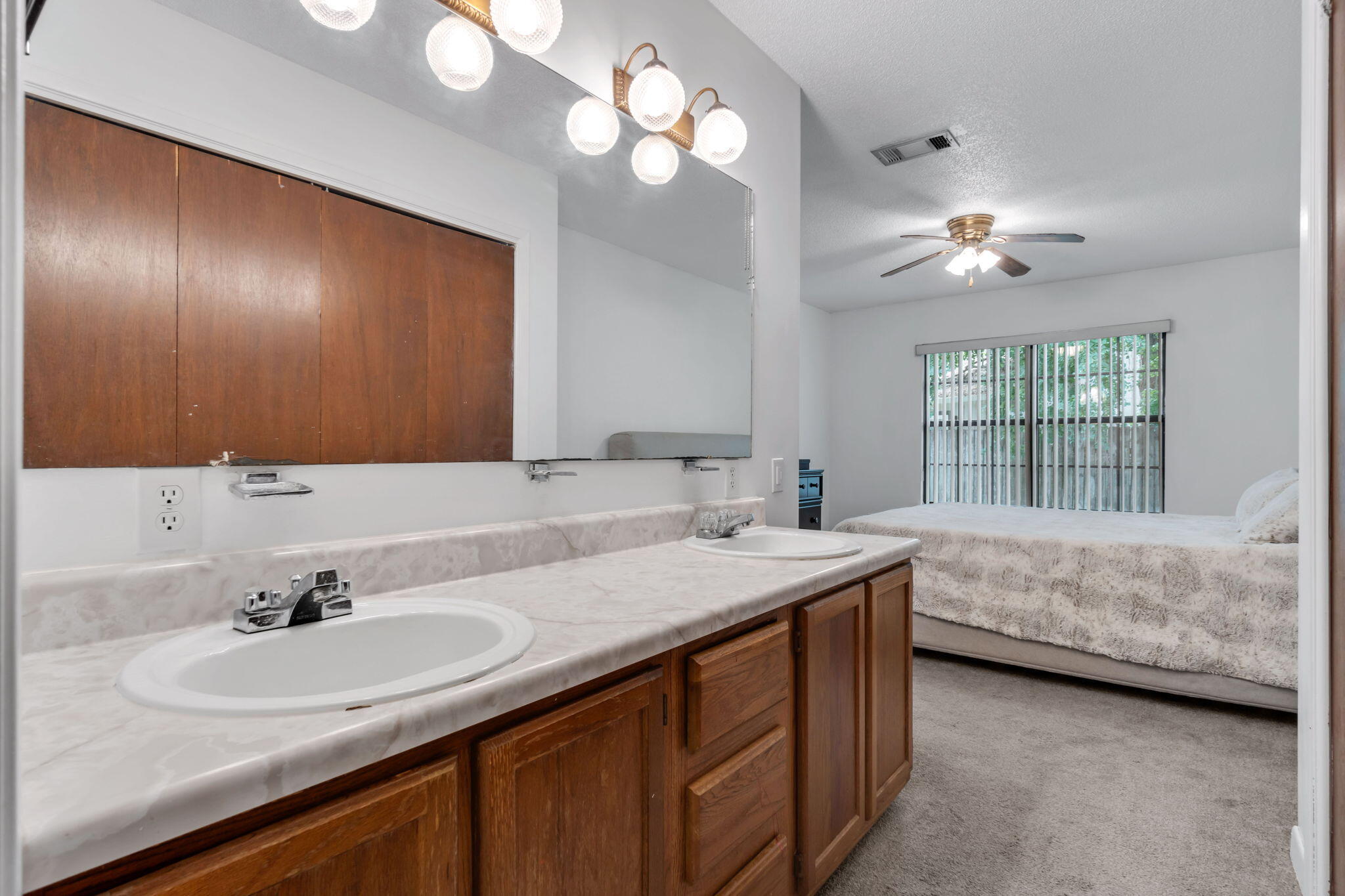 HIDDEN TRAILS PH 1 - Residential