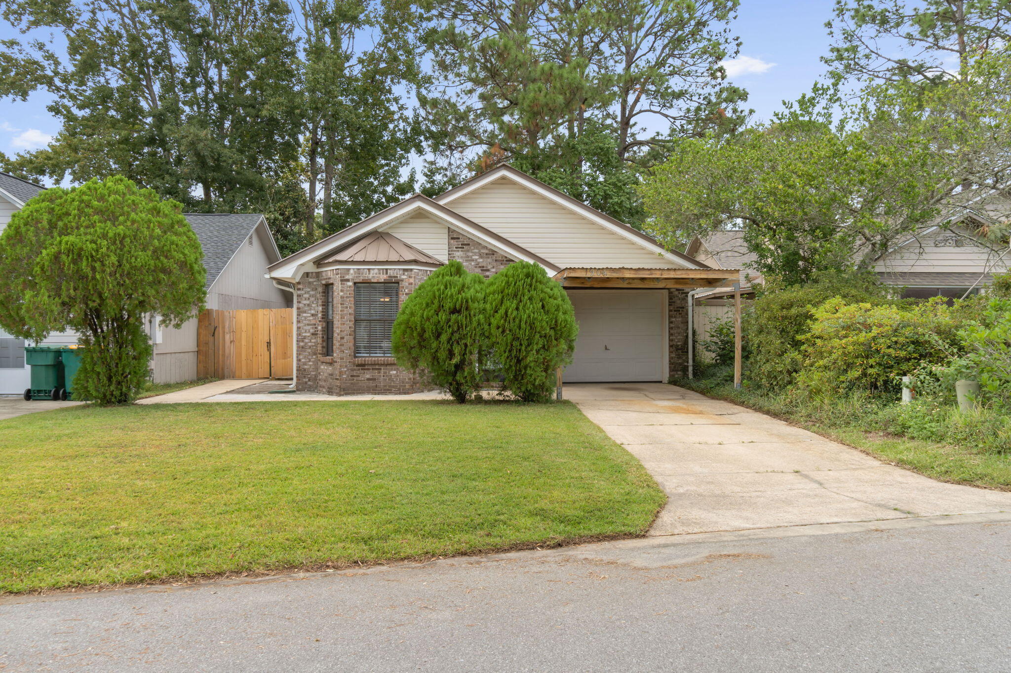 HIDDEN TRAILS PH 1 - Residential