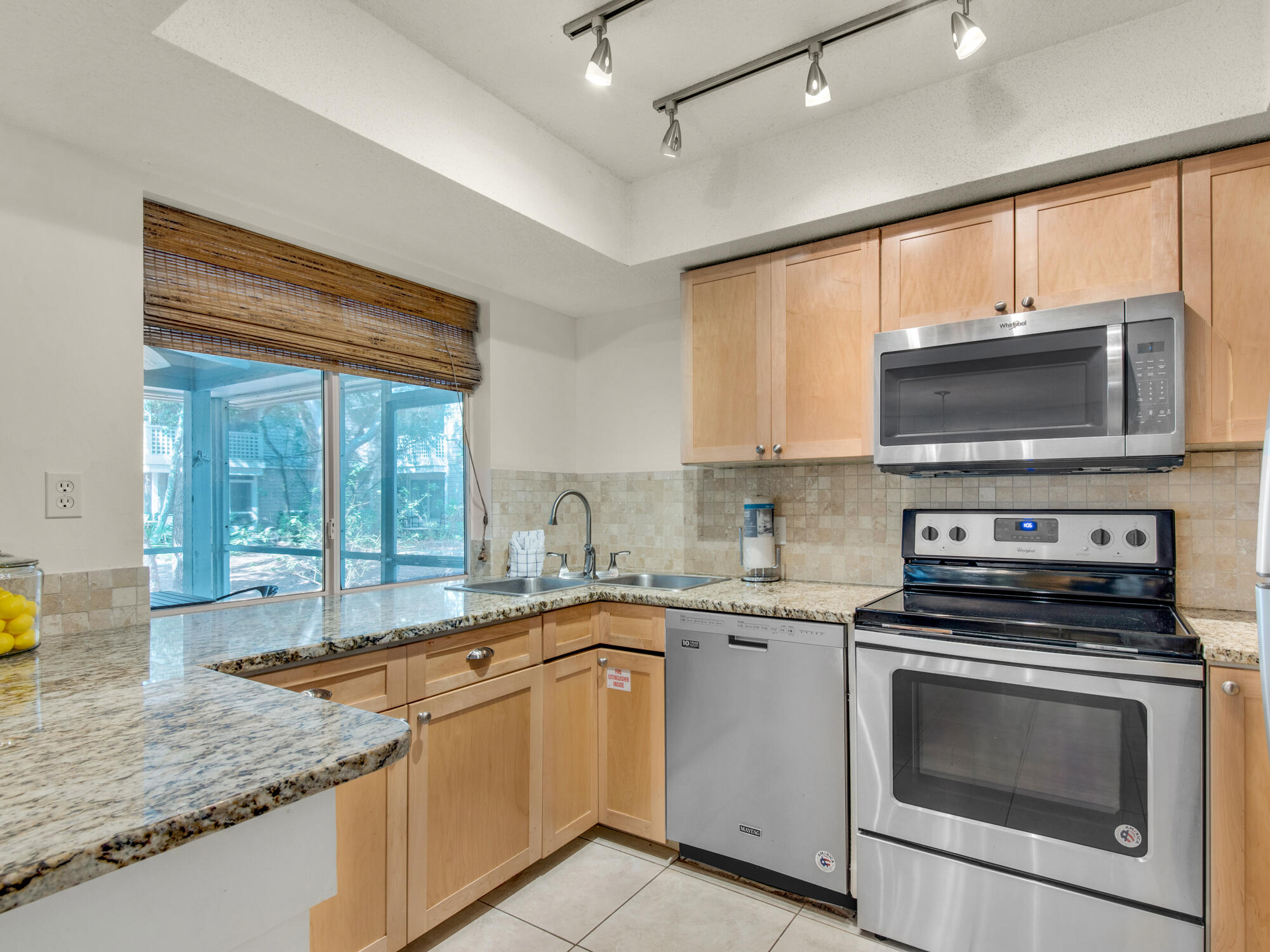 HIDDEN DUNES BEACH COTTAGES 2 - Residential