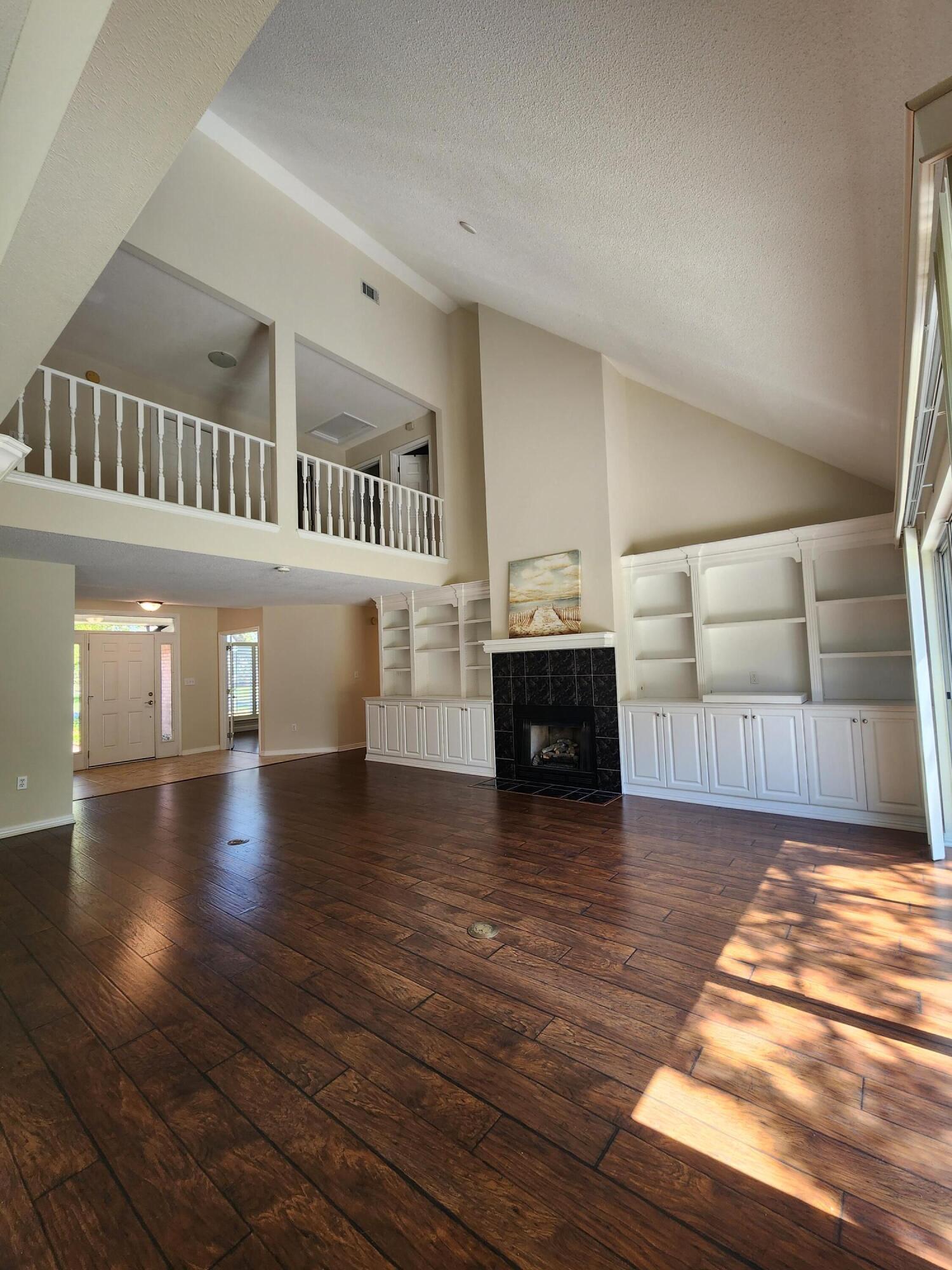 SHALIMAR POINTE S/D - Residential Lease