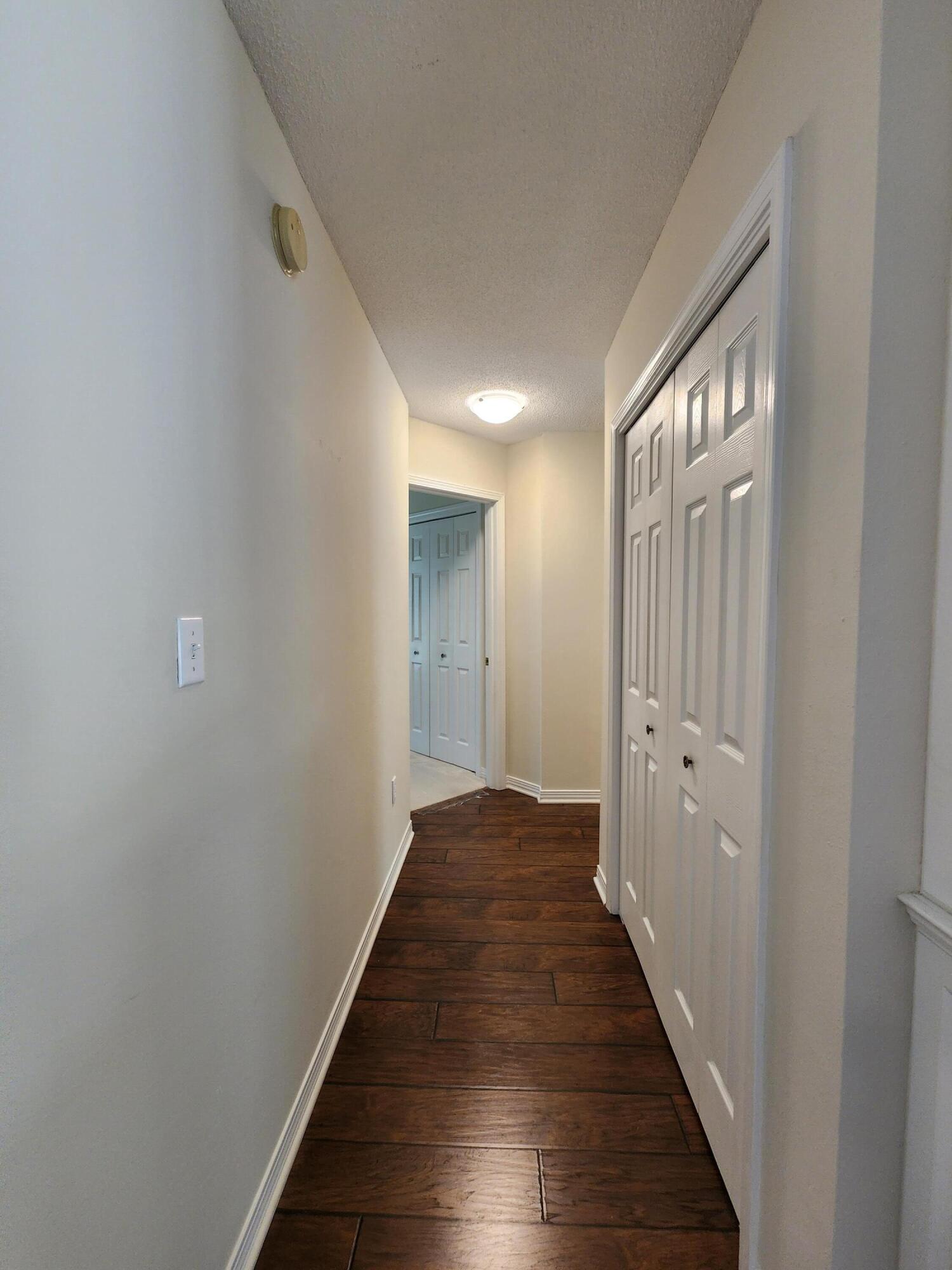 SHALIMAR POINTE S/D - Residential Lease