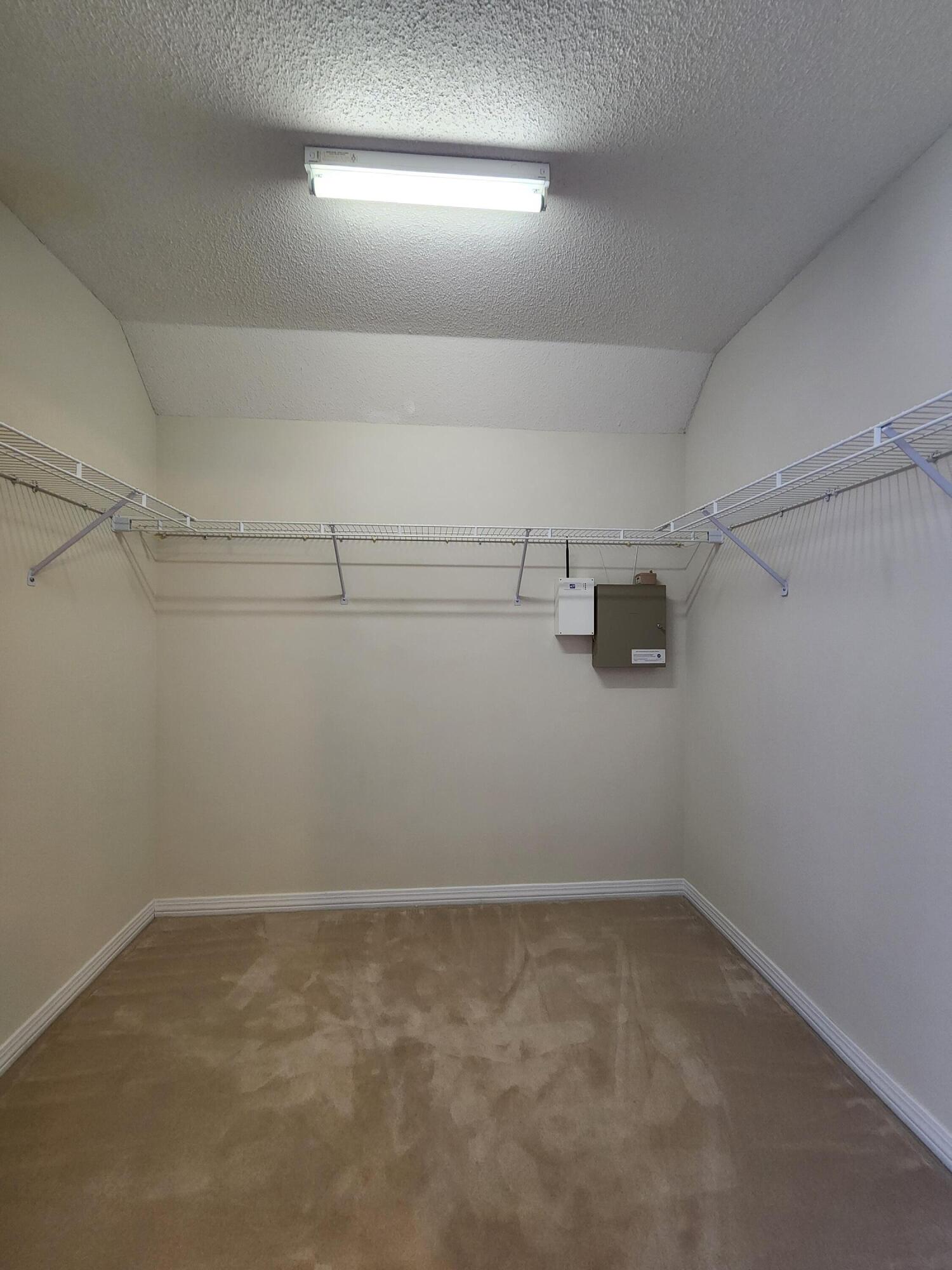 SHALIMAR POINTE S/D - Residential Lease