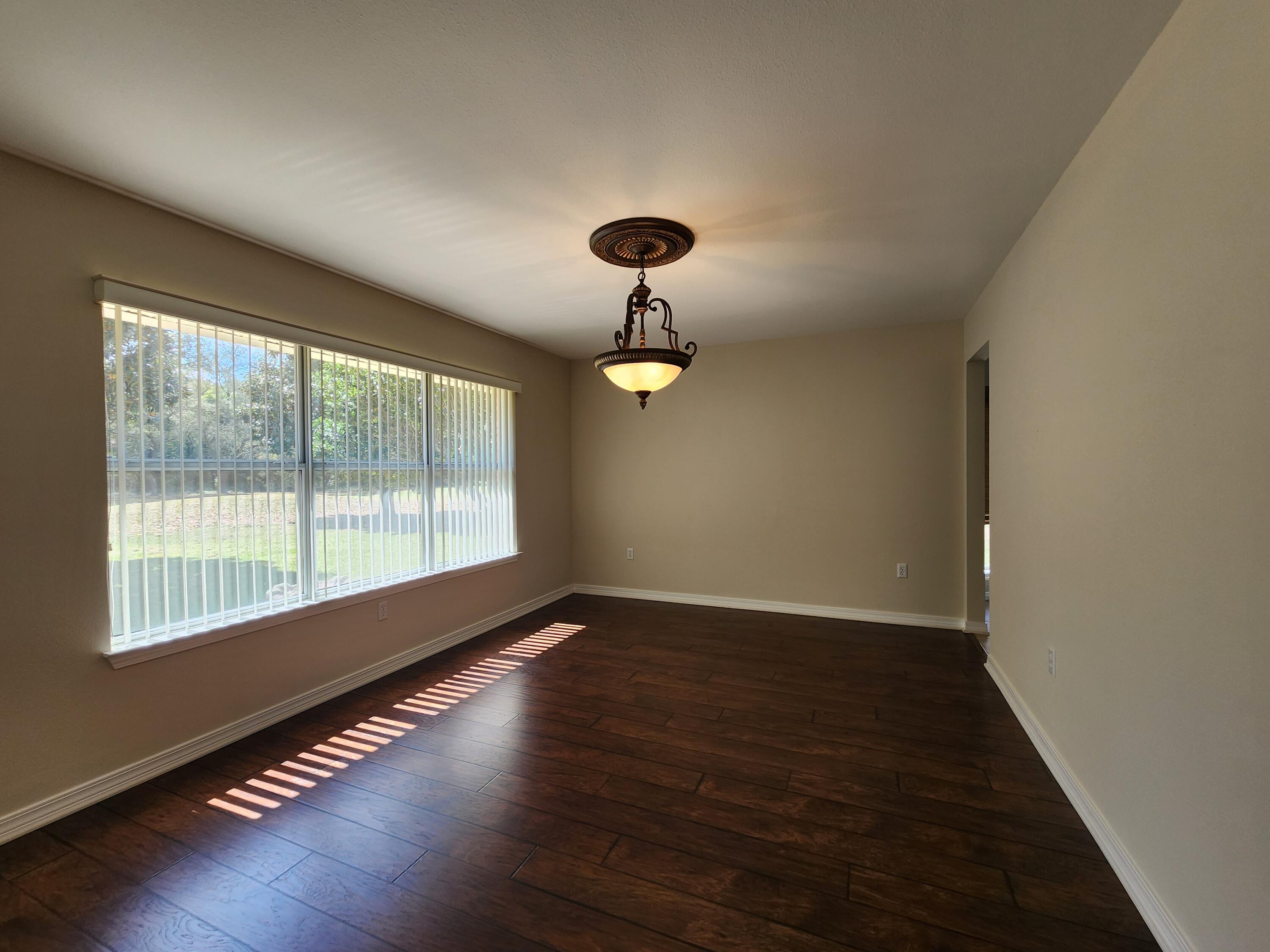 SHALIMAR POINTE S/D - Residential Lease