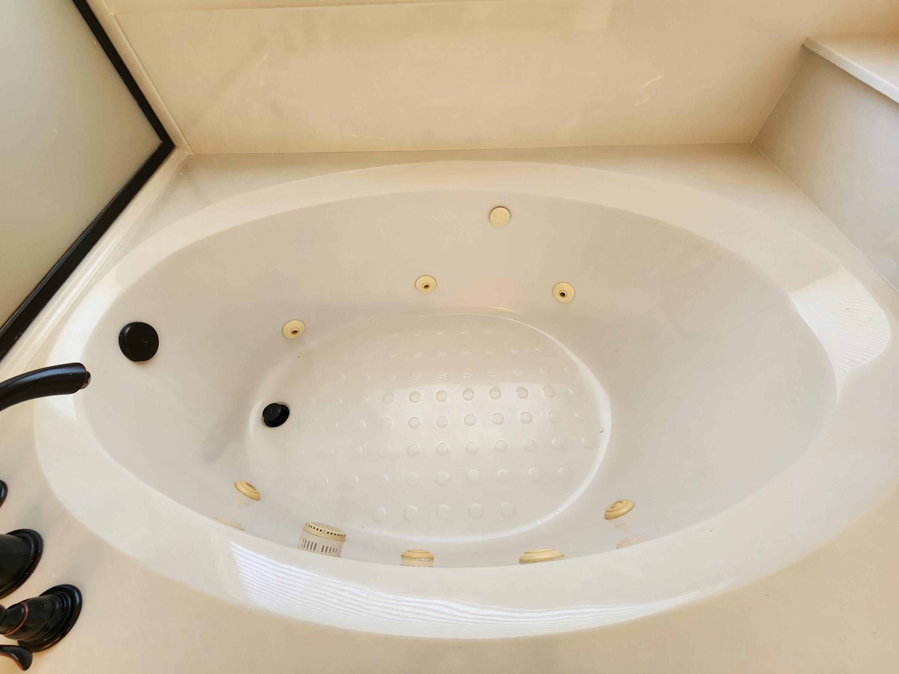 SHALIMAR POINTE S/D - Residential Lease