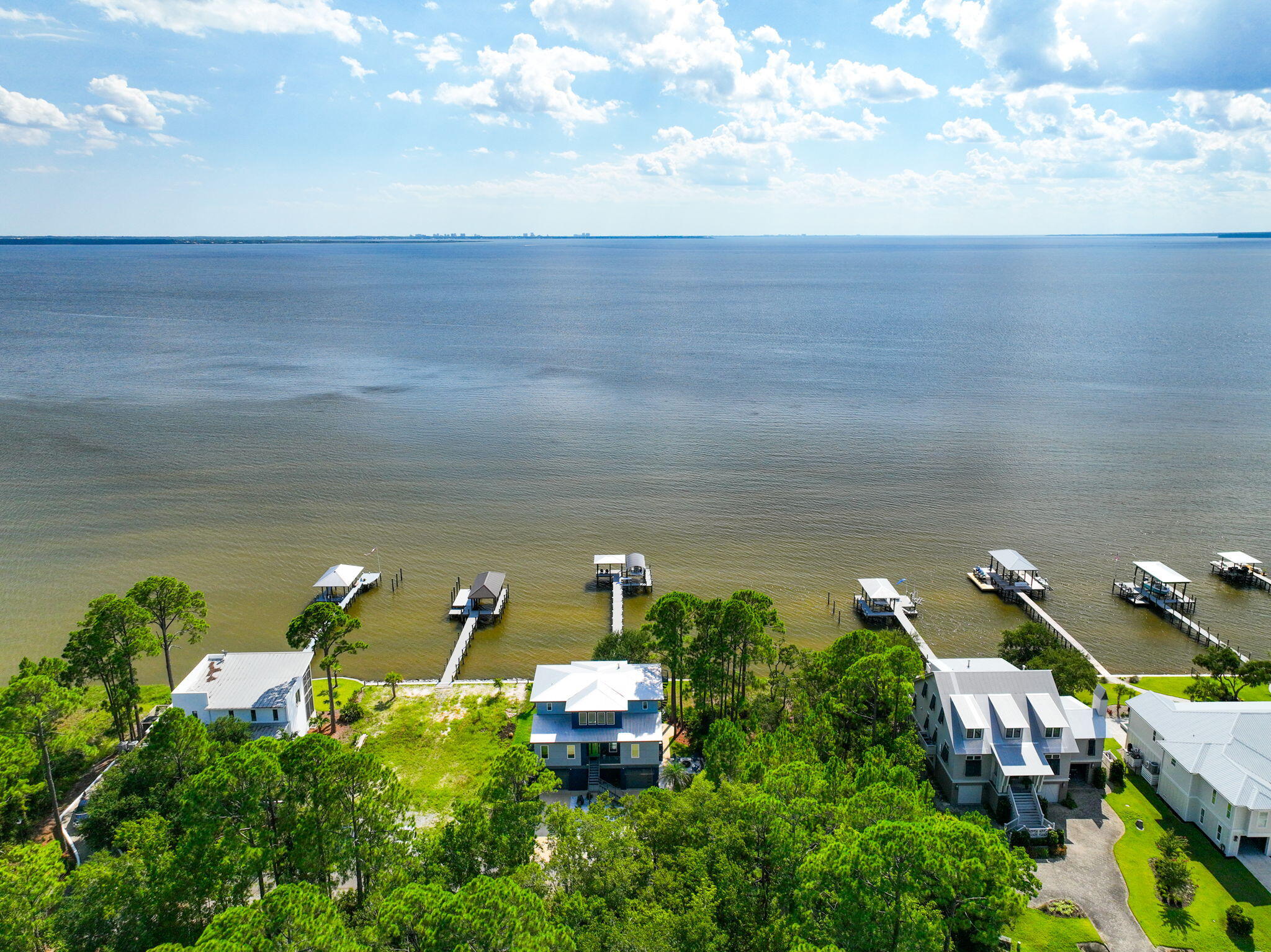 BAY HARBOUR - Residential