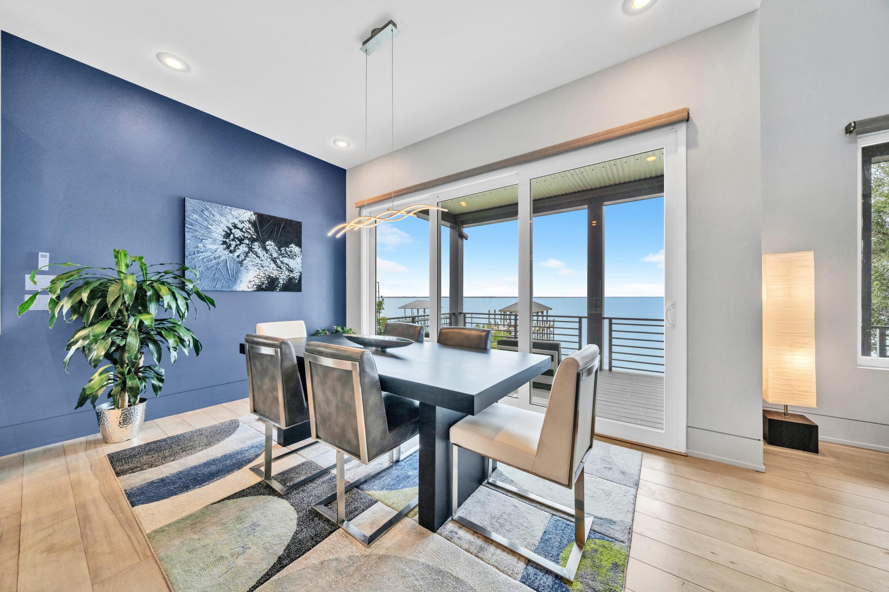 BAY HARBOUR - Residential