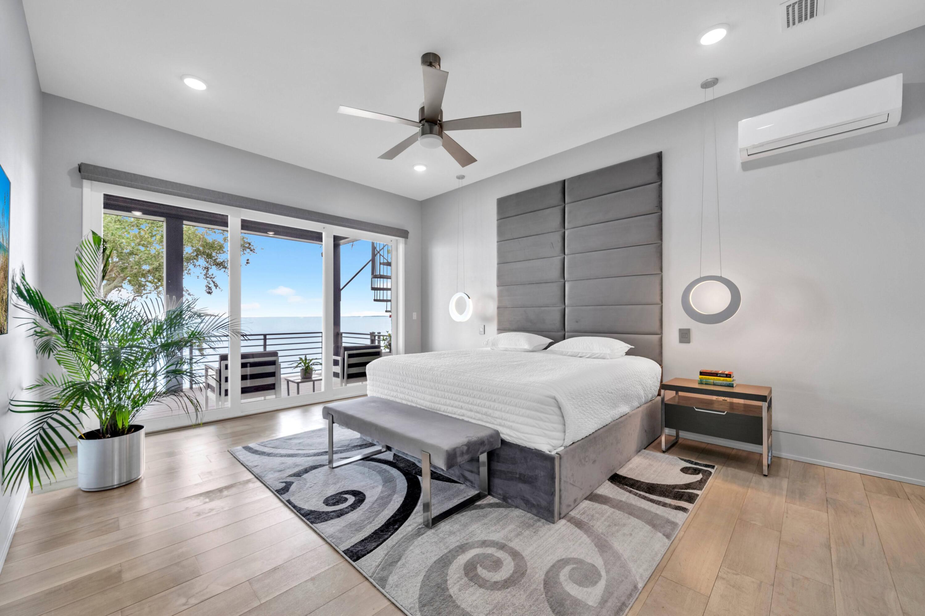 BAY HARBOUR - Residential