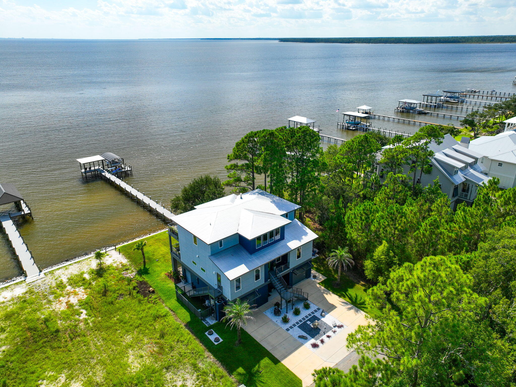 BAY HARBOUR - Residential