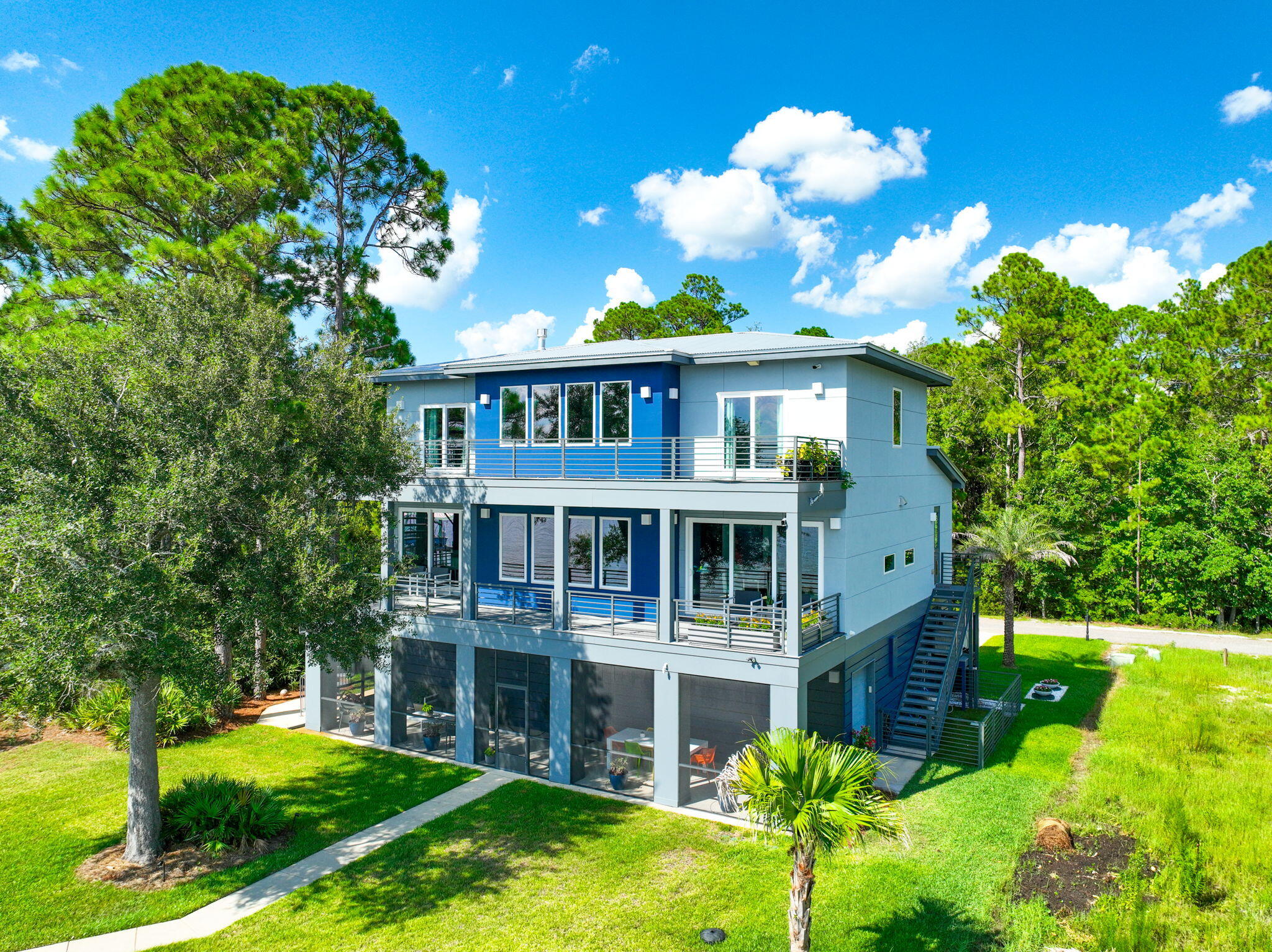 BAY HARBOUR - Residential