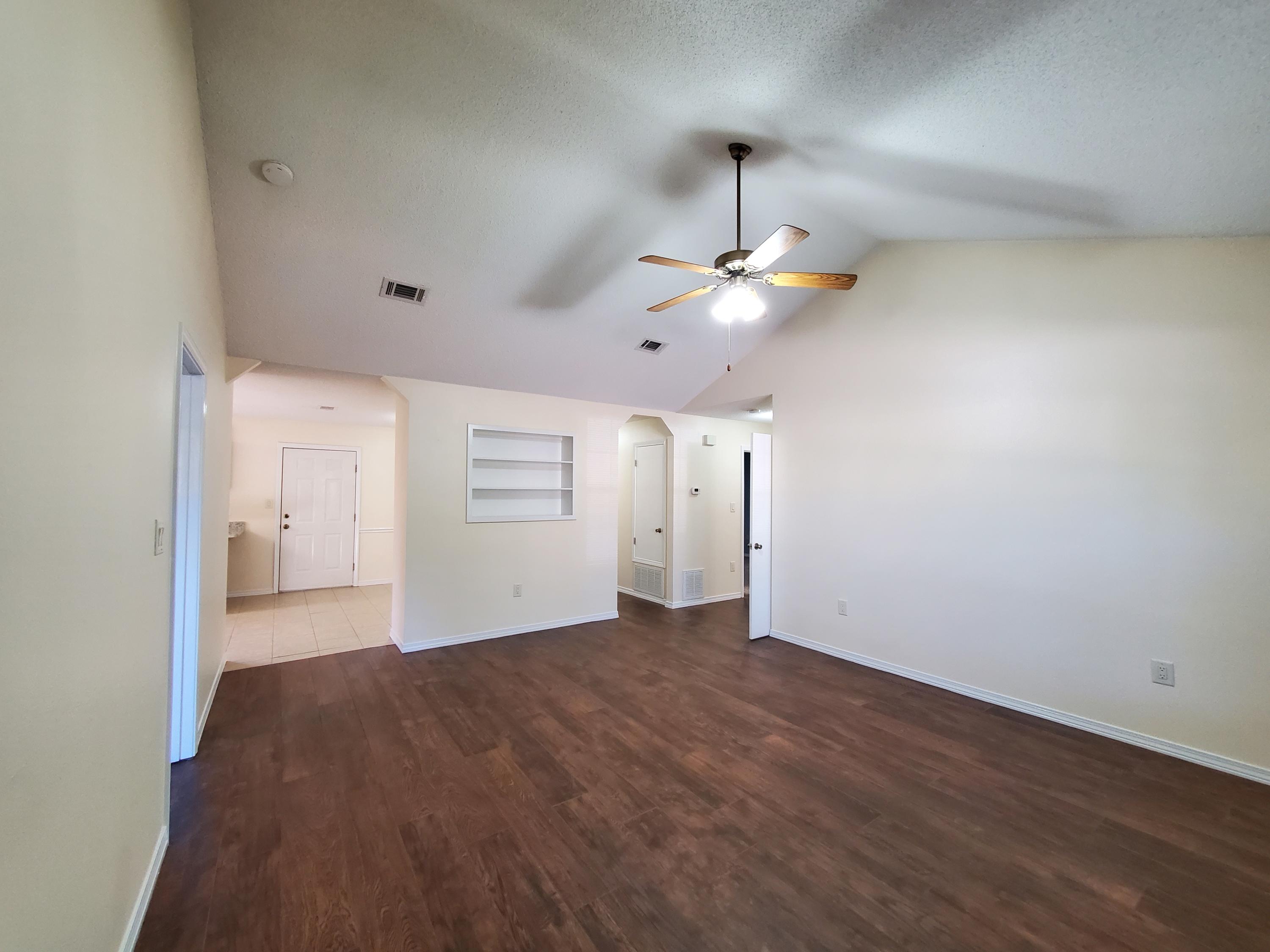 Navarre 2nd Addition - Residential