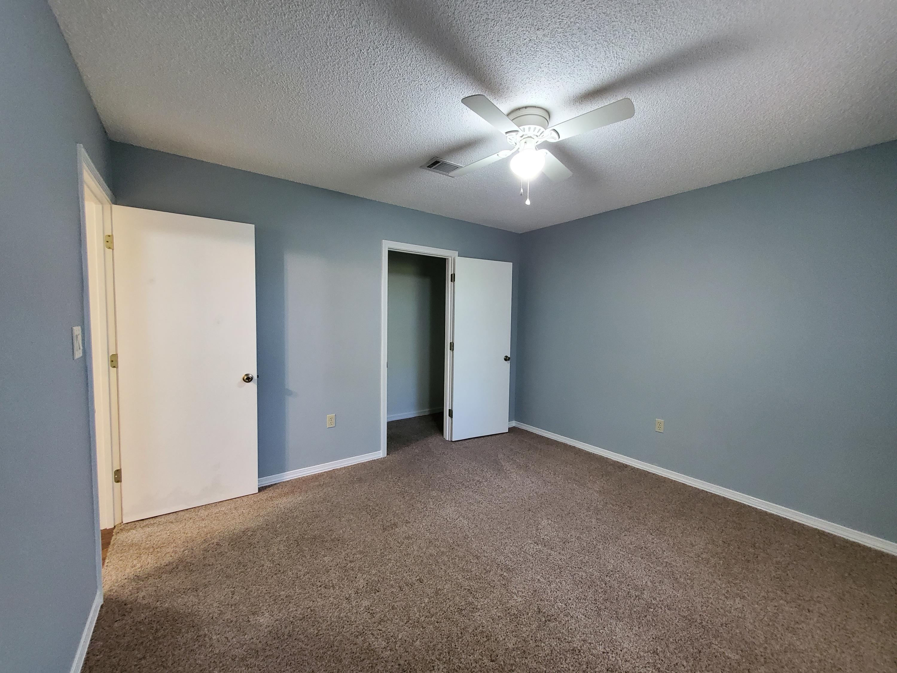 Navarre 2nd Addition - Residential