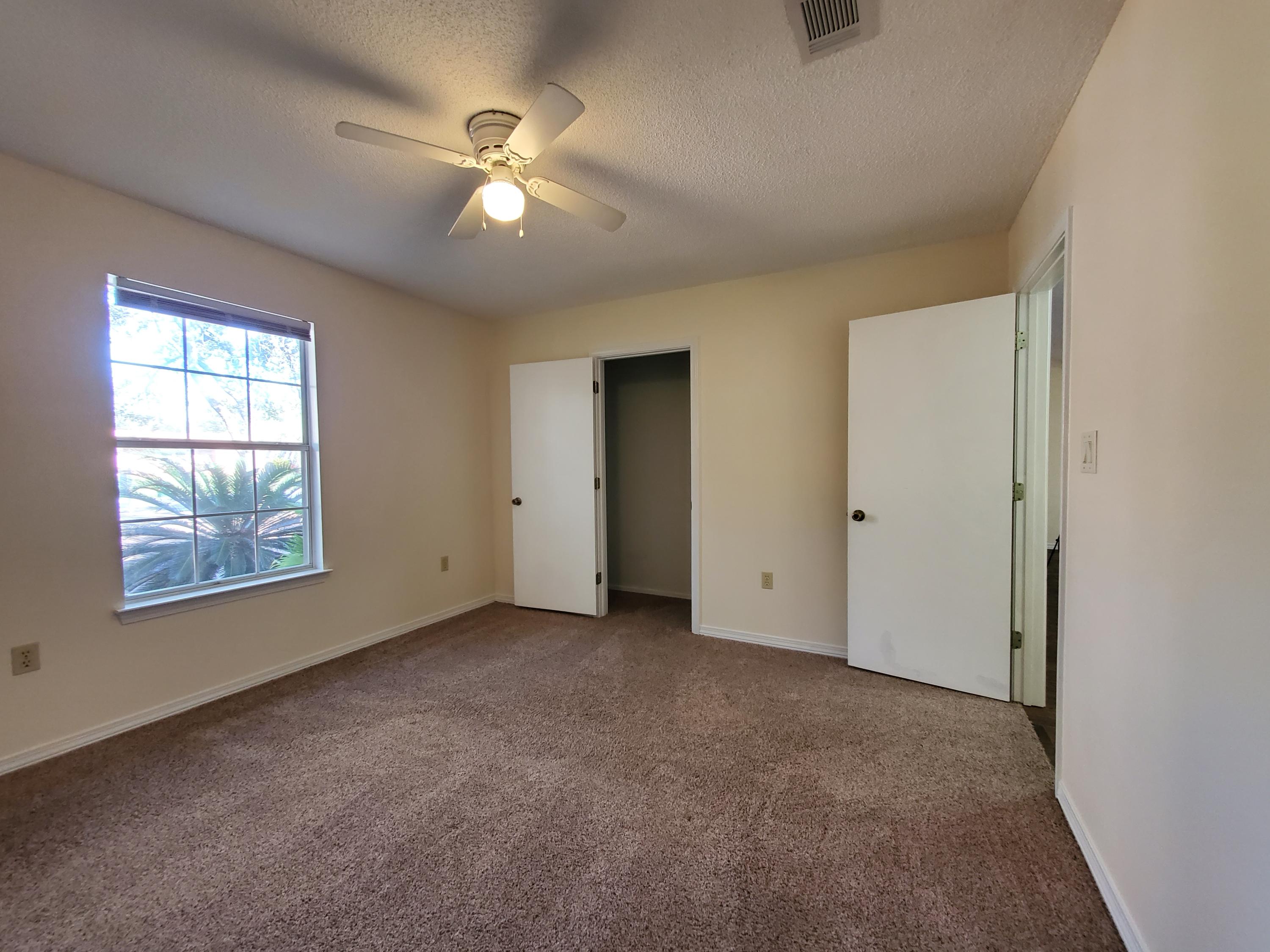 Navarre 2nd Addition - Residential