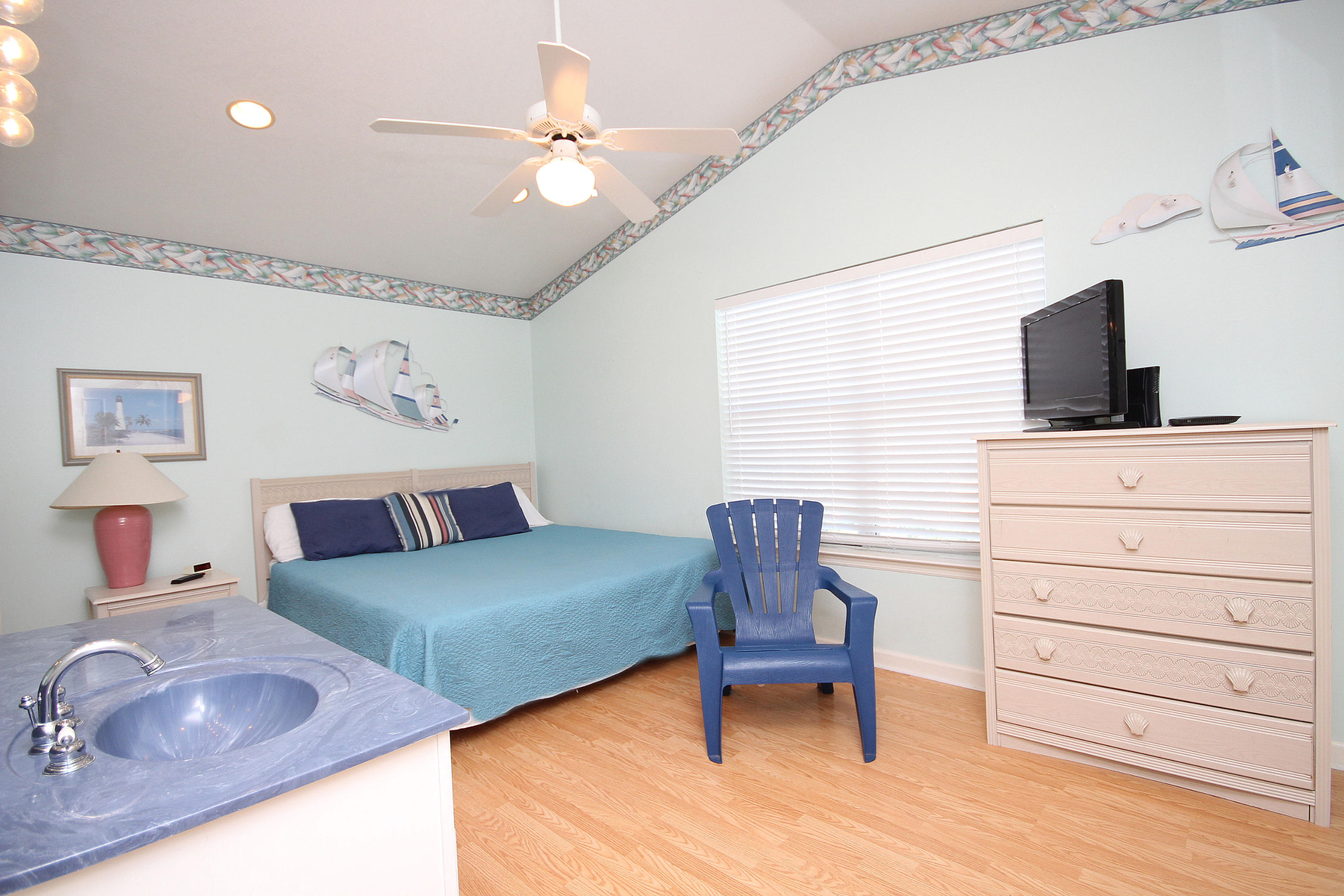 PORT OF CALL - Residential