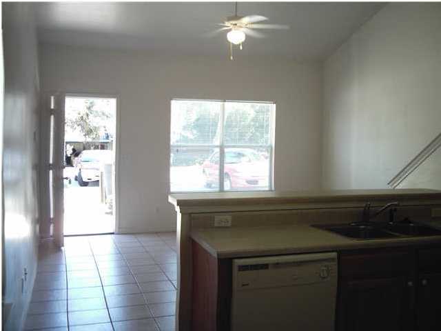 SCOTTWOOD - Residential Lease