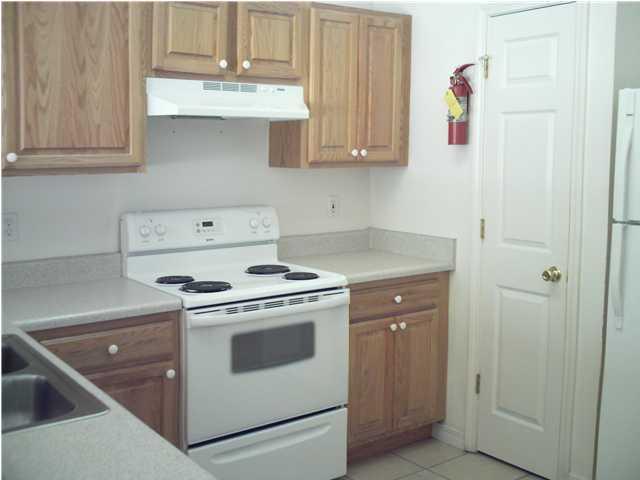 SCOTTWOOD - Residential Lease