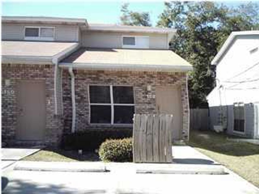 Townhome conveniently located downtown. Close to shopping, beaches and more. One bedroom downstairs, two upstairs. Tile downstairs and carpet on the upper floor.