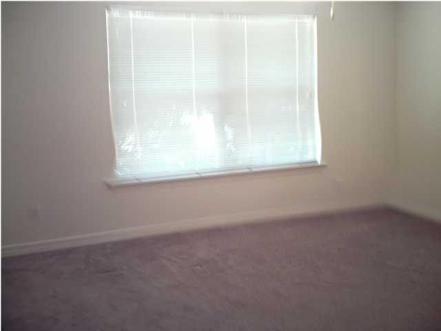 SCOTTWOOD - Residential Lease