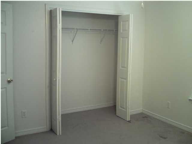 SCOTTWOOD - Residential Lease