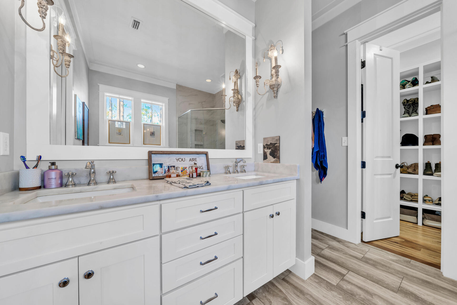 CESSNA LANDING - Residential