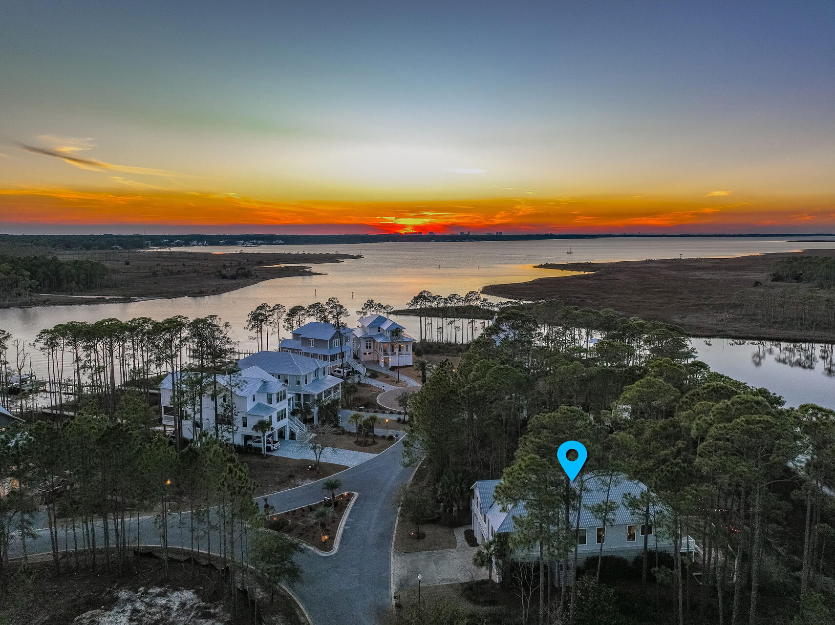 CESSNA LANDING - Residential
