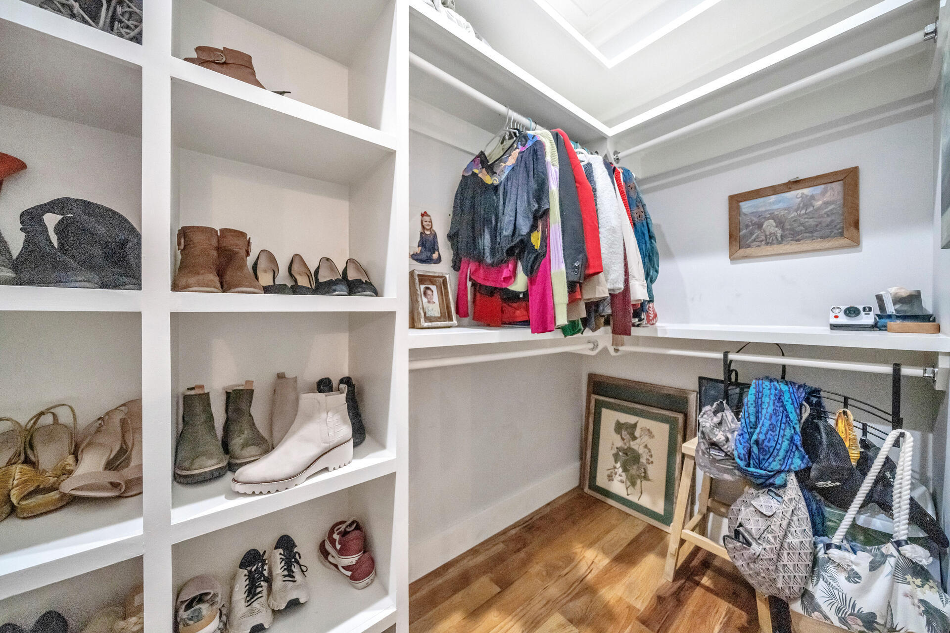 CESSNA LANDING - Residential