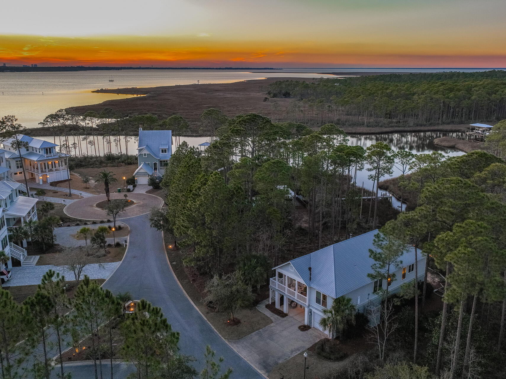 CESSNA LANDING - Residential