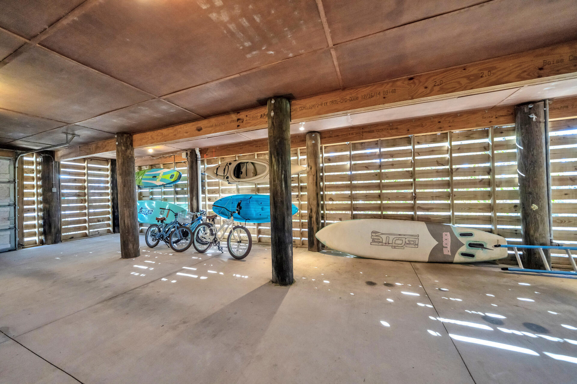 CESSNA LANDING - Residential