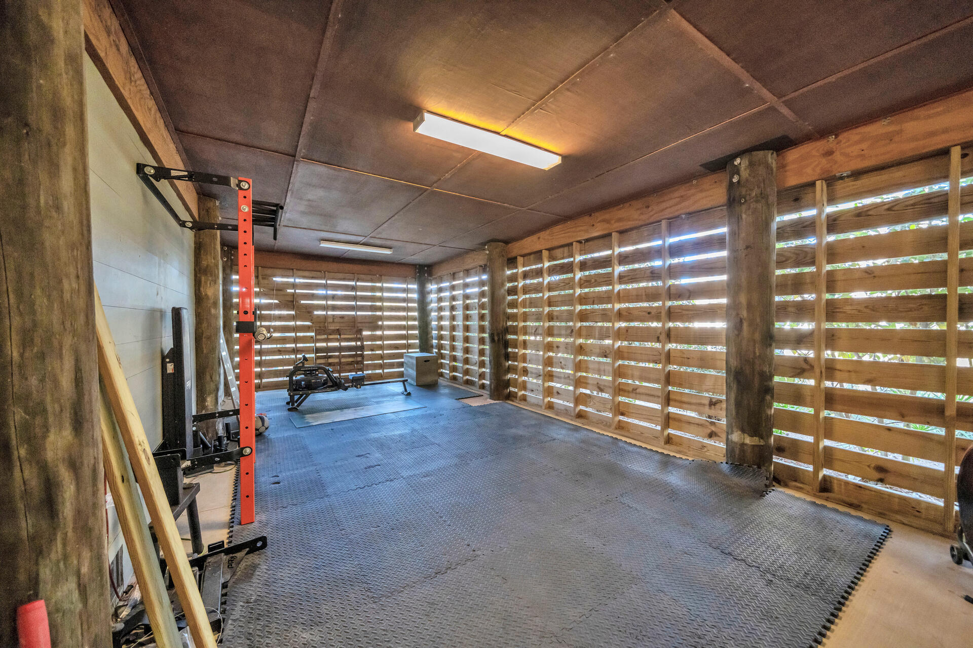 CESSNA LANDING - Residential