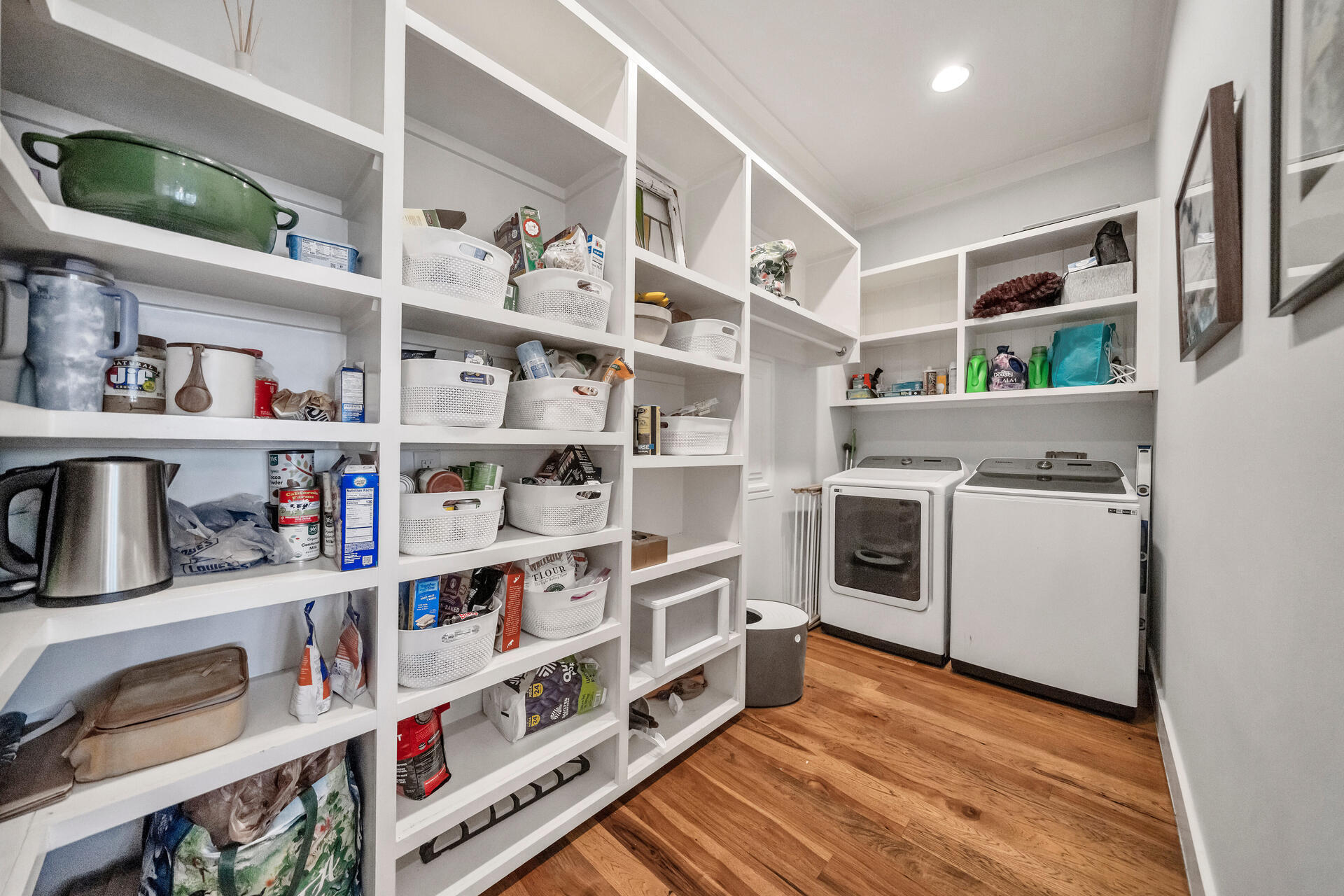 CESSNA LANDING - Residential