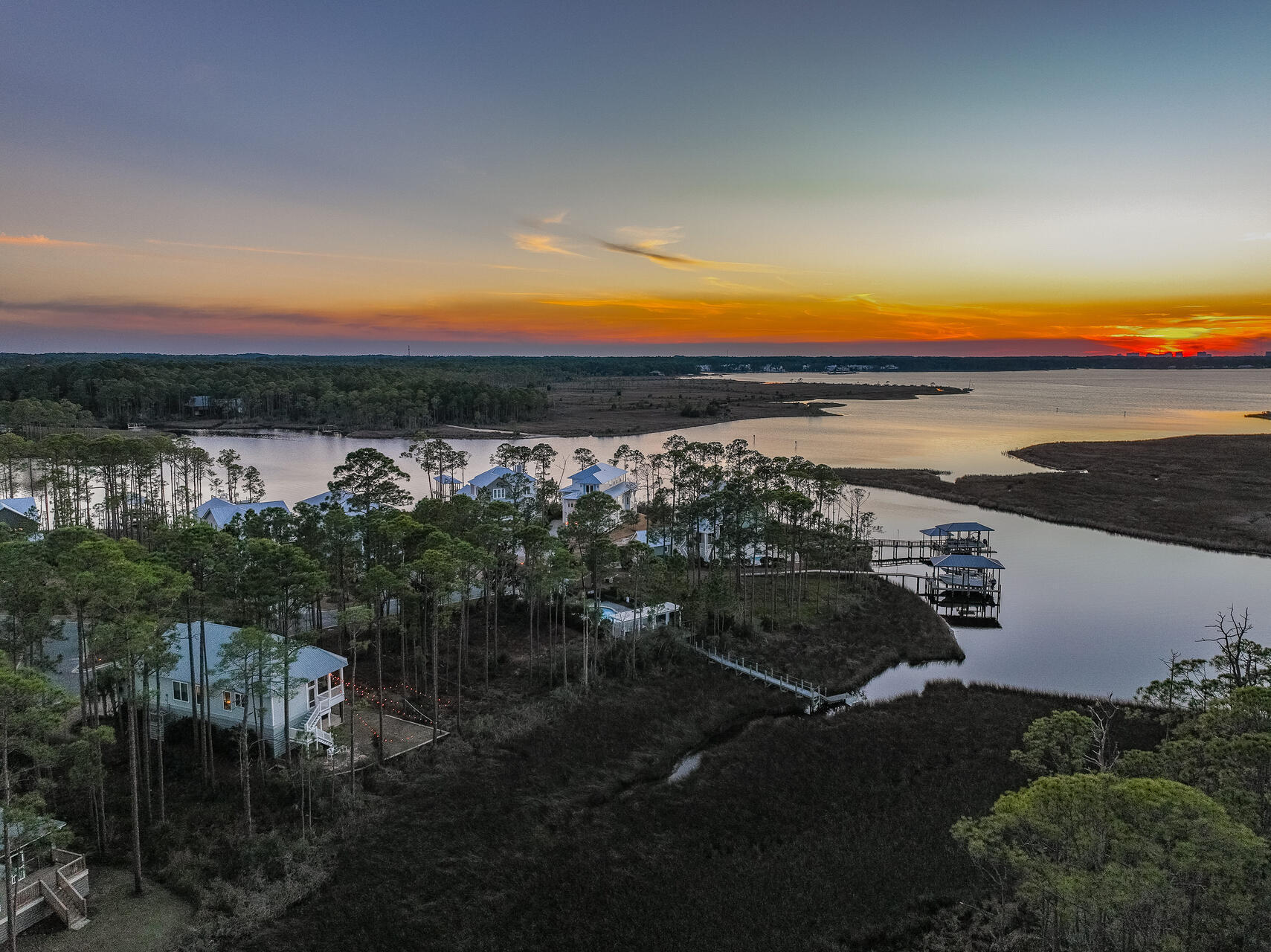 CESSNA LANDING - Residential