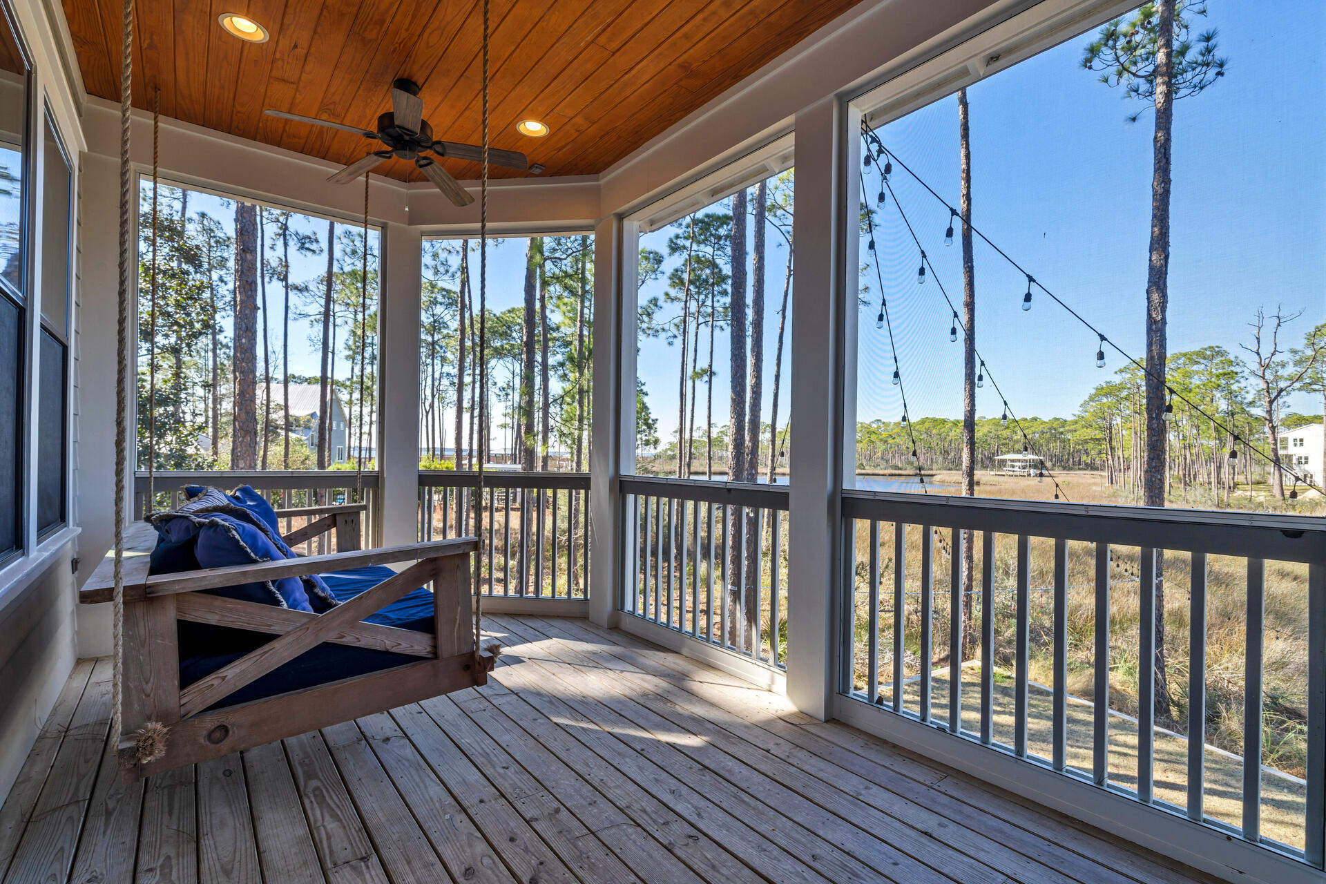 CESSNA LANDING - Residential