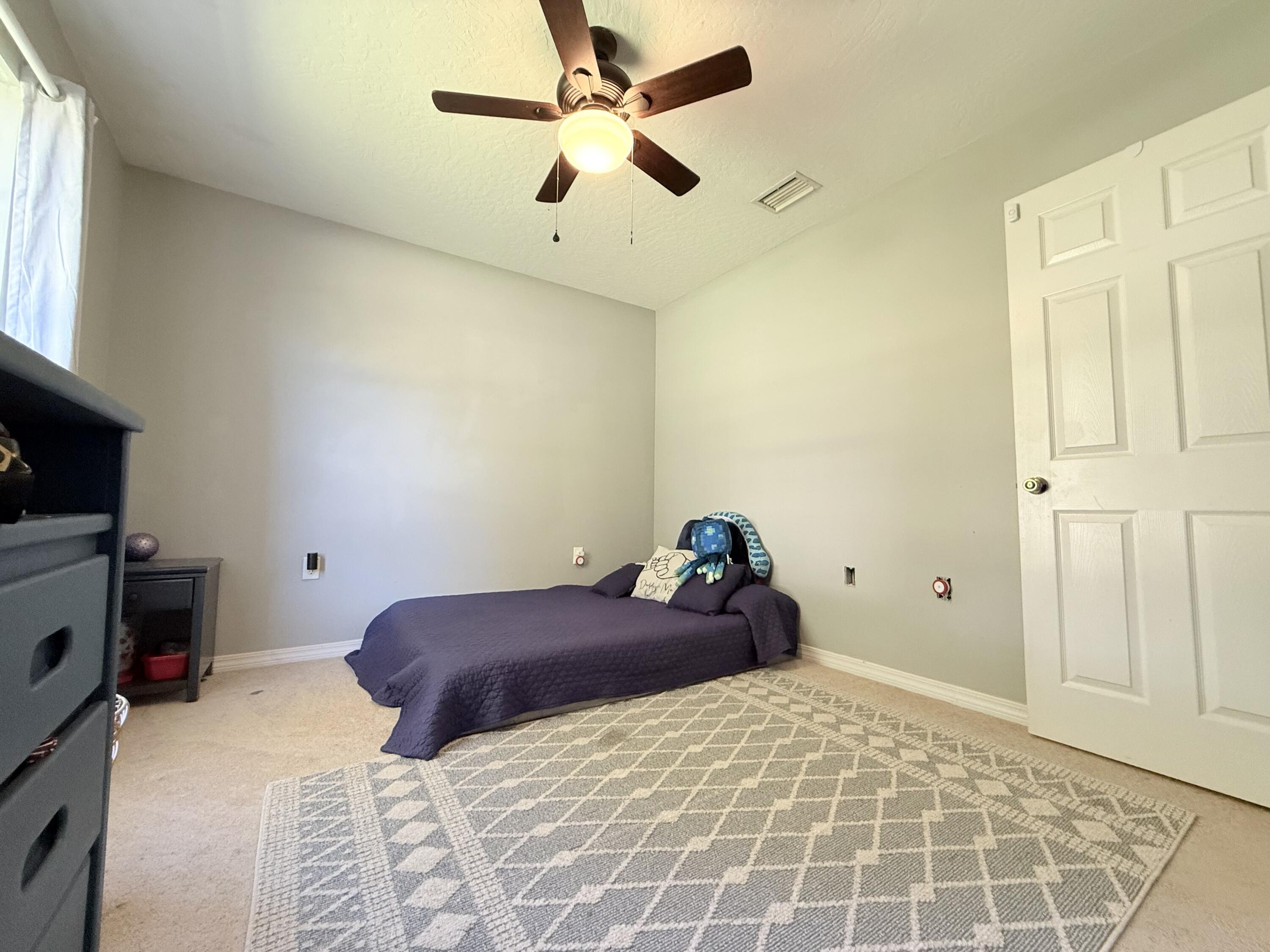Navarre 2nd Add - Residential Lease